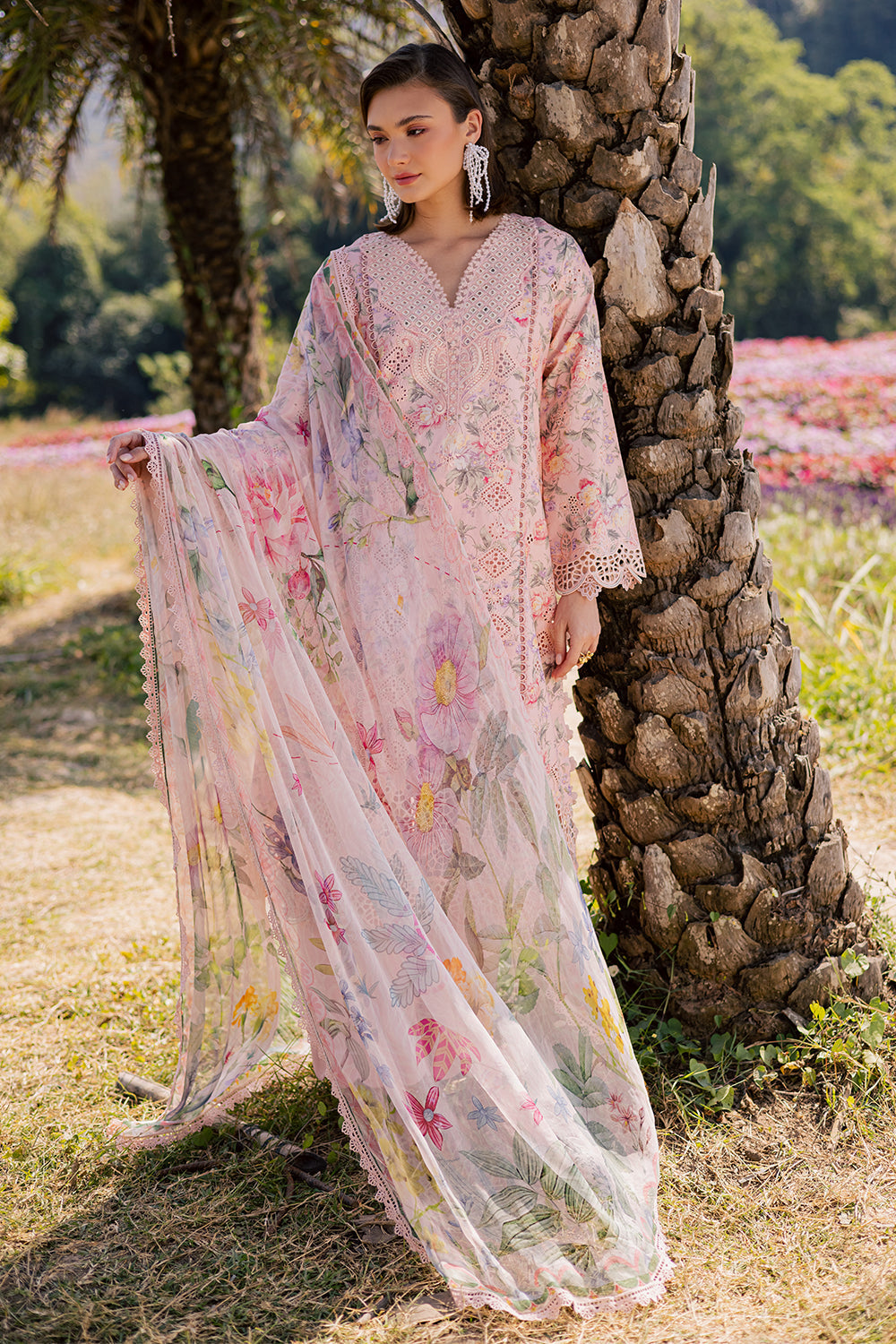 Shezlin Chikankari Eid Edit Lawn – NAQSH (AV-06)