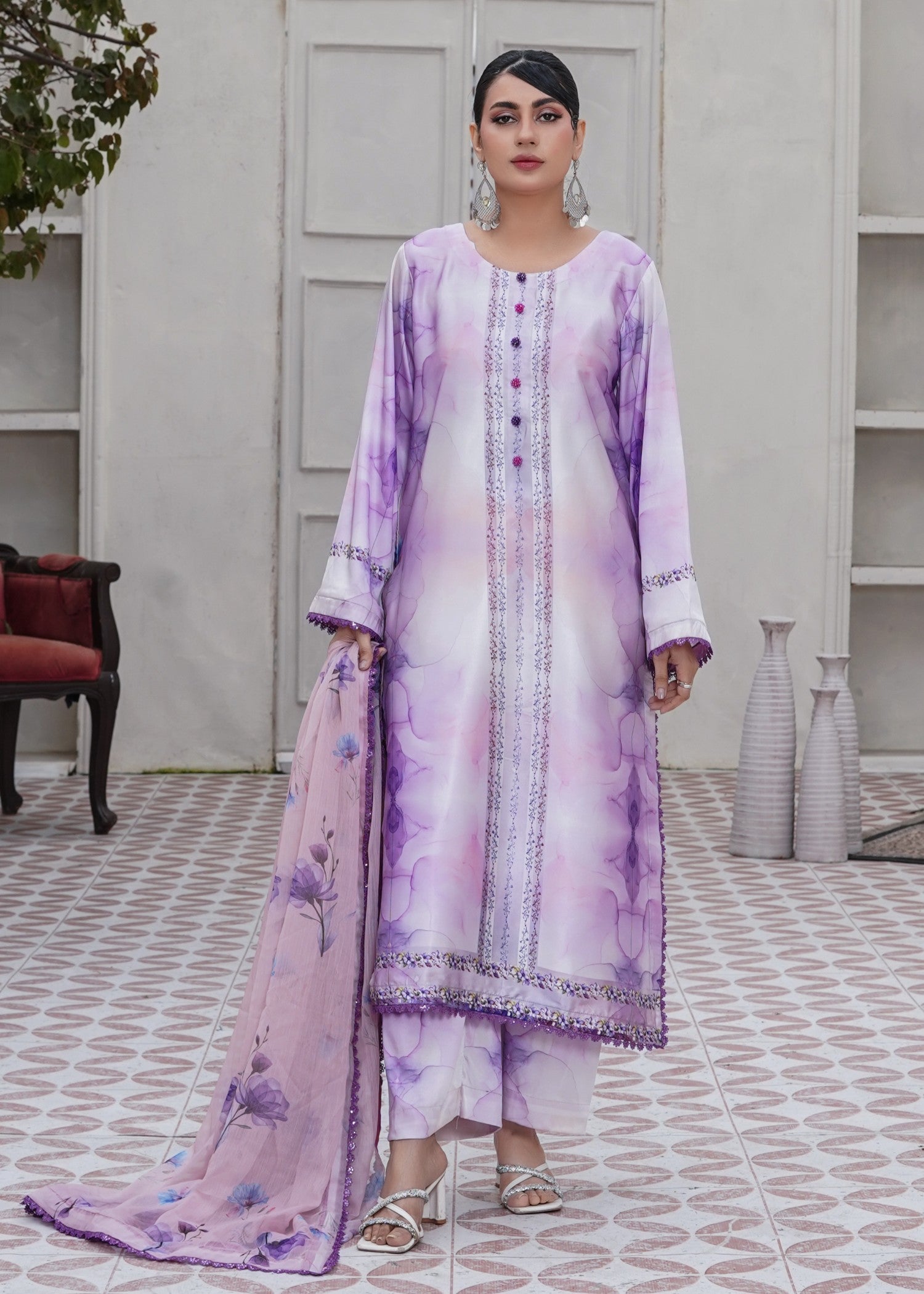 charmuse/shamooz Kurta Set in White, dark orchid, lavender mist