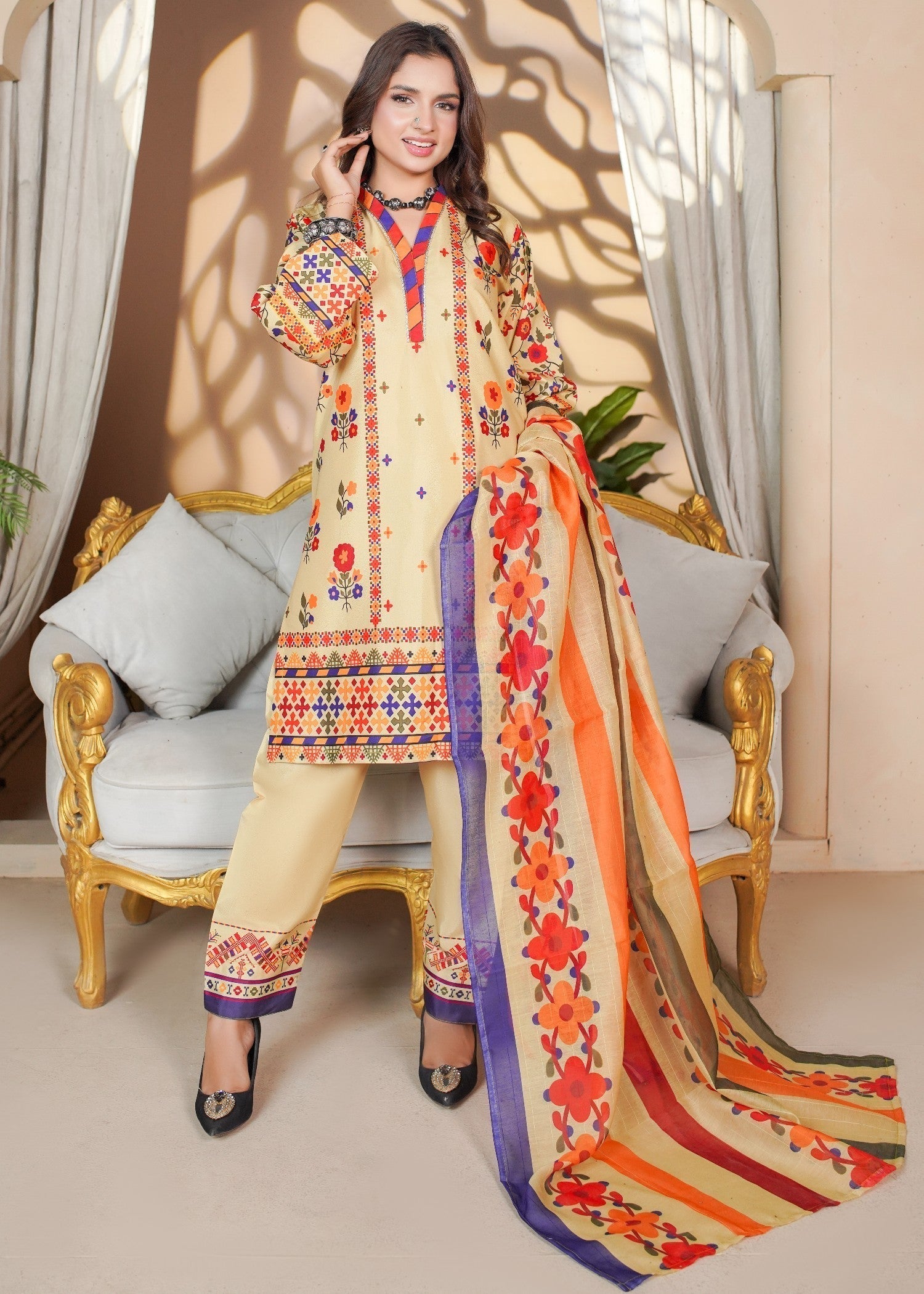 polyester crepe Kurta Set in Pale yellow