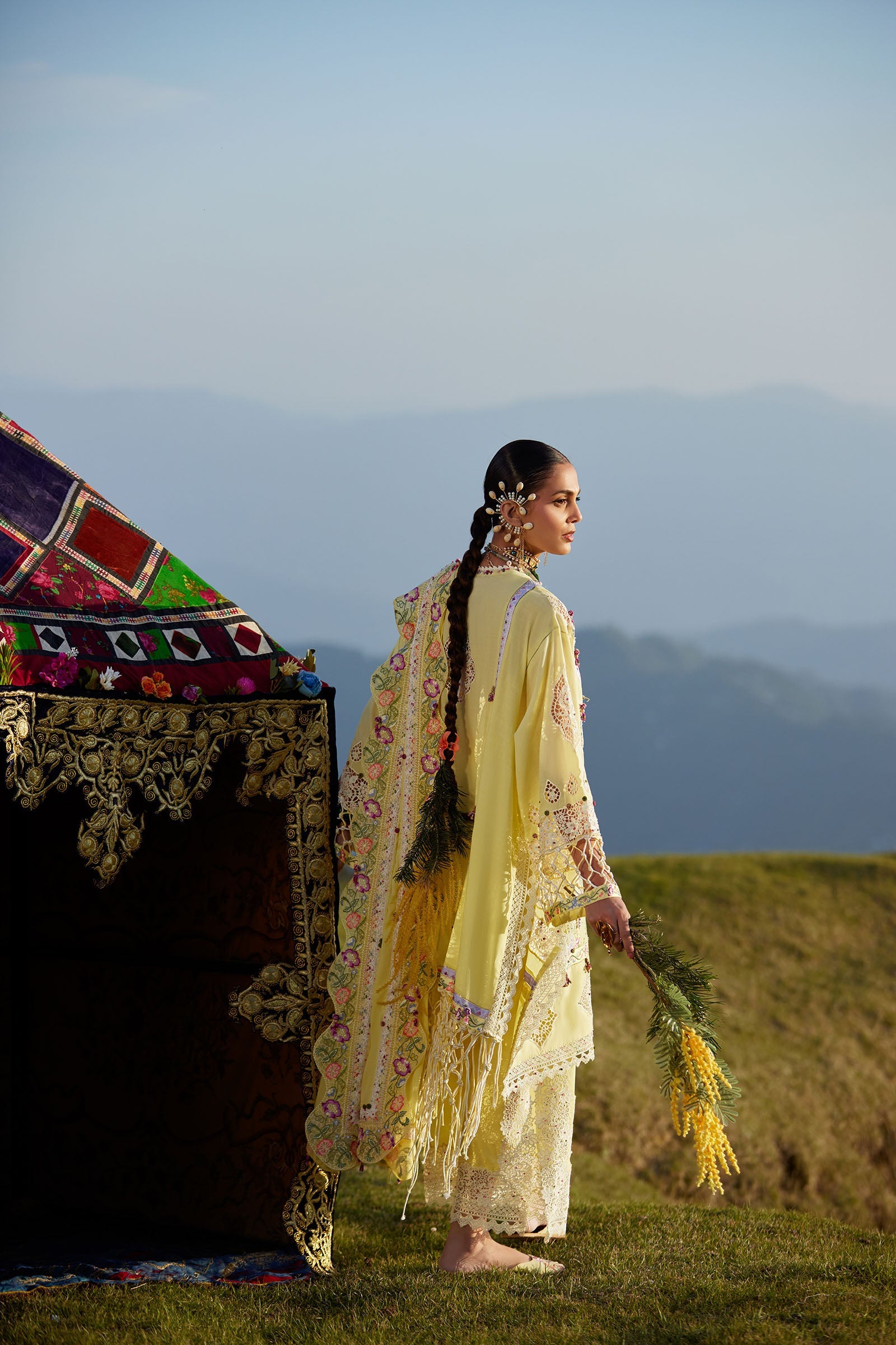 Kashmee Luxury Eid Lawn – NEELUNE (EL26-05 A)