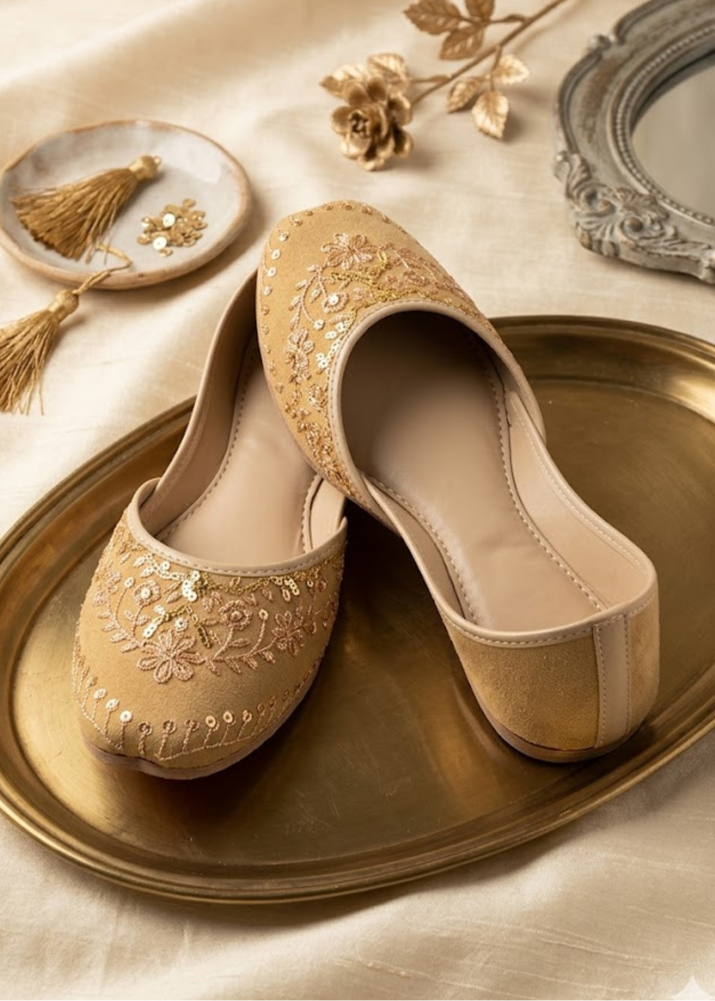 Khussa in Camel brown by - High Quality Women Khussa MIW0202