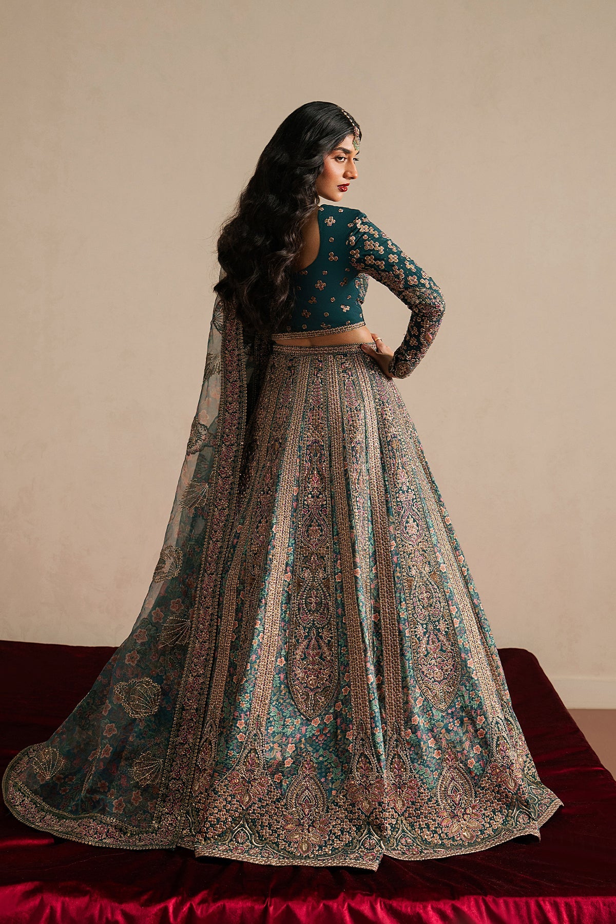 Qurbat Silk Festive Luxury Formals – Tassavur