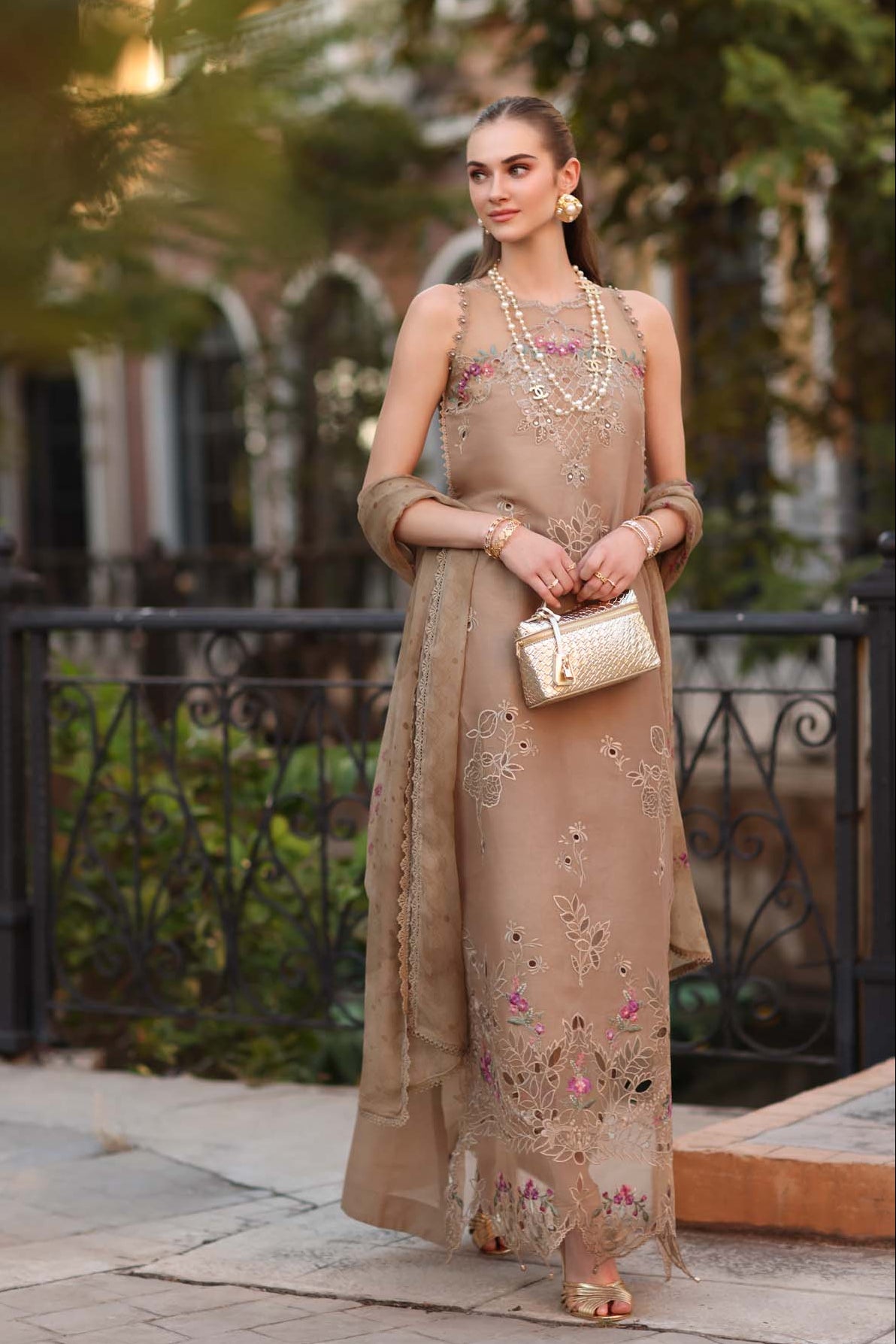 Noor Eid Luxe Printskhaas Lawn – D5 - B - Warm Biscotti