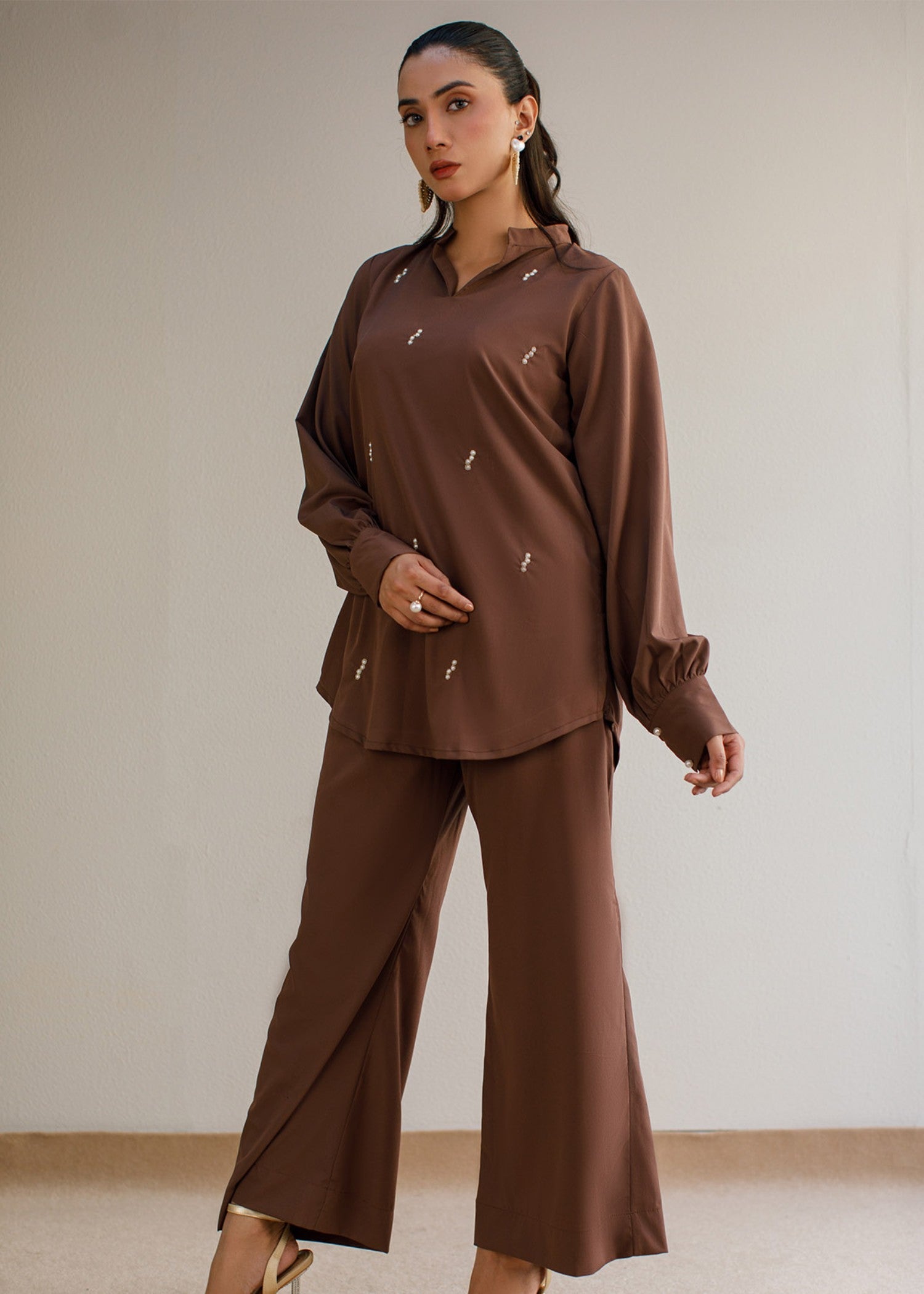 crepe Top in Mocha brown