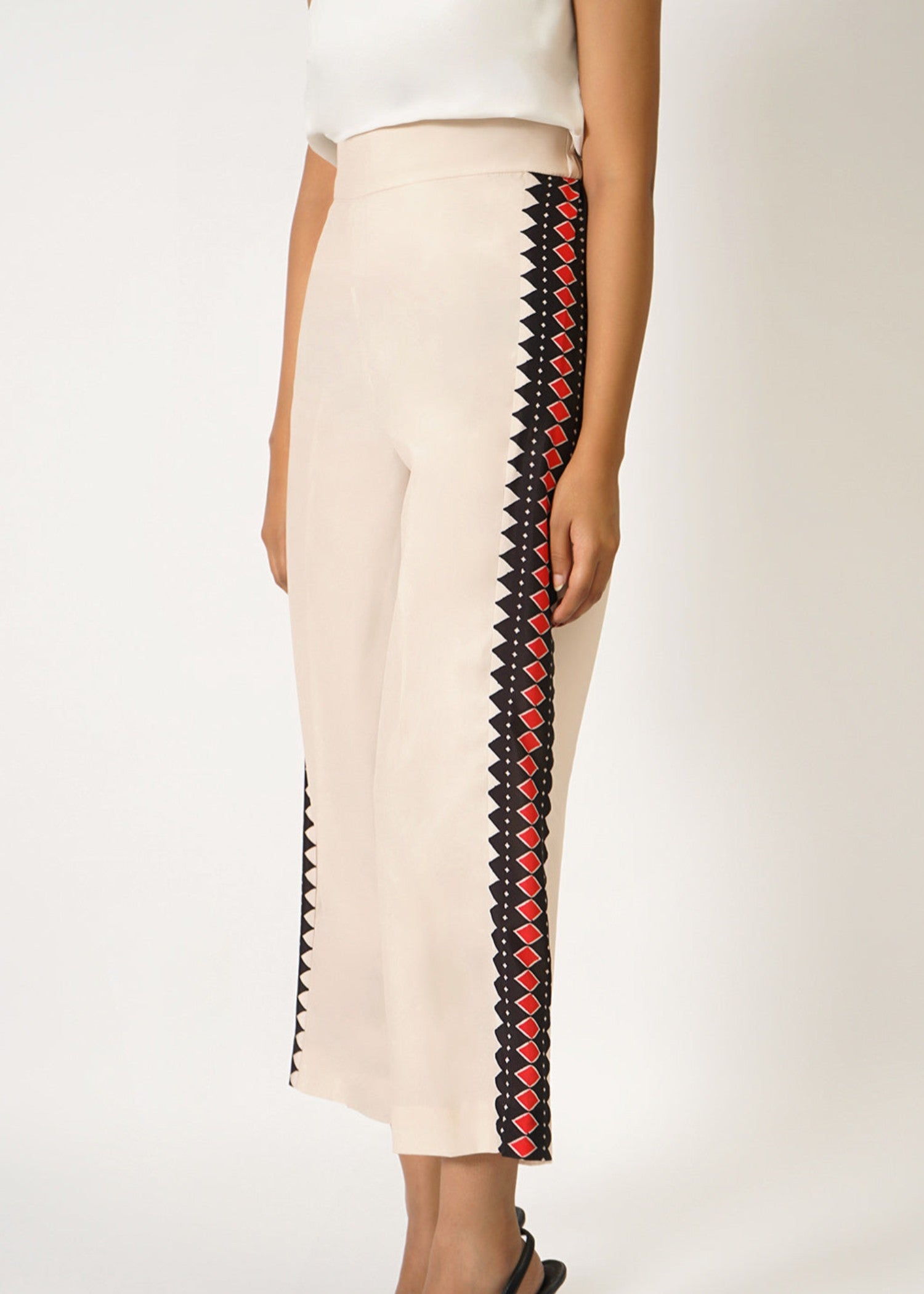 crepe Trousers in Ivory