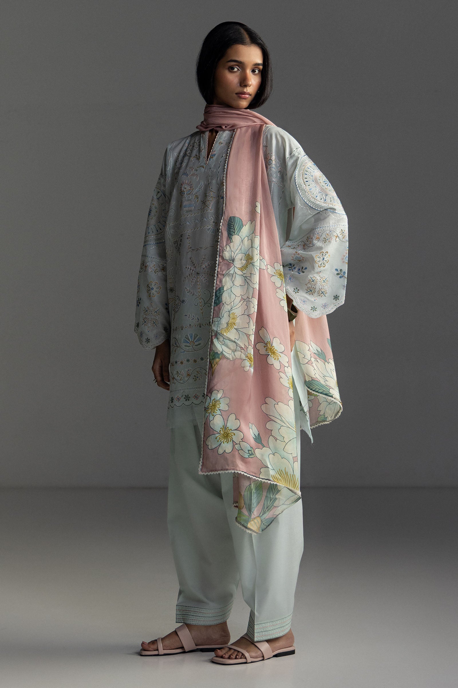 Coco Lawn Edit – Veya-7B