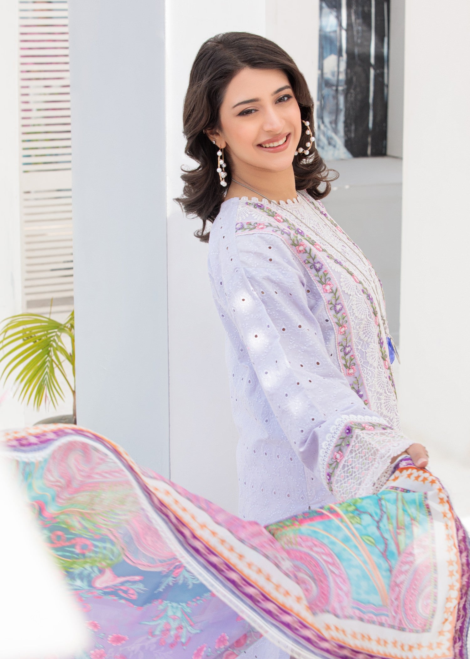 schiffli Kurta Set in Lilac