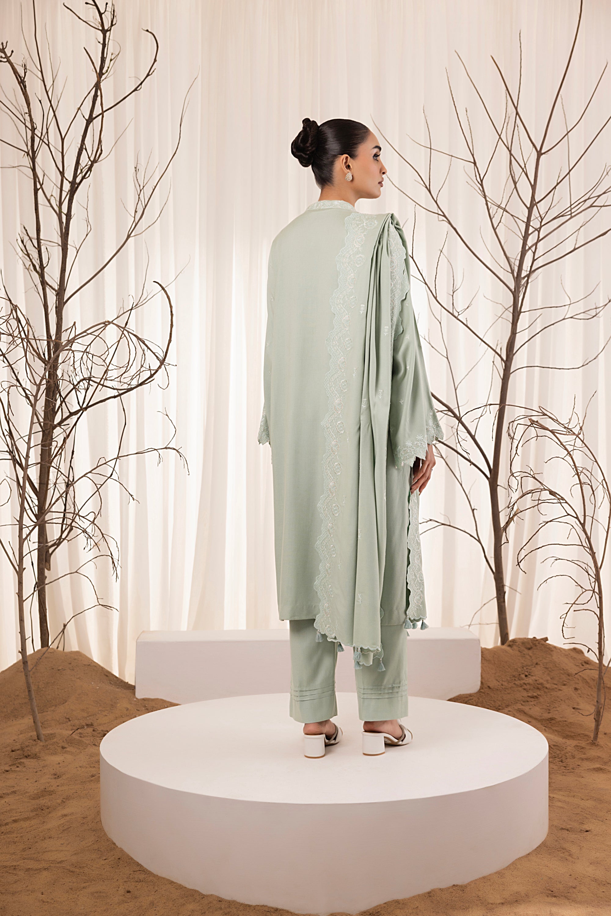 wool Unstitched in Tea green