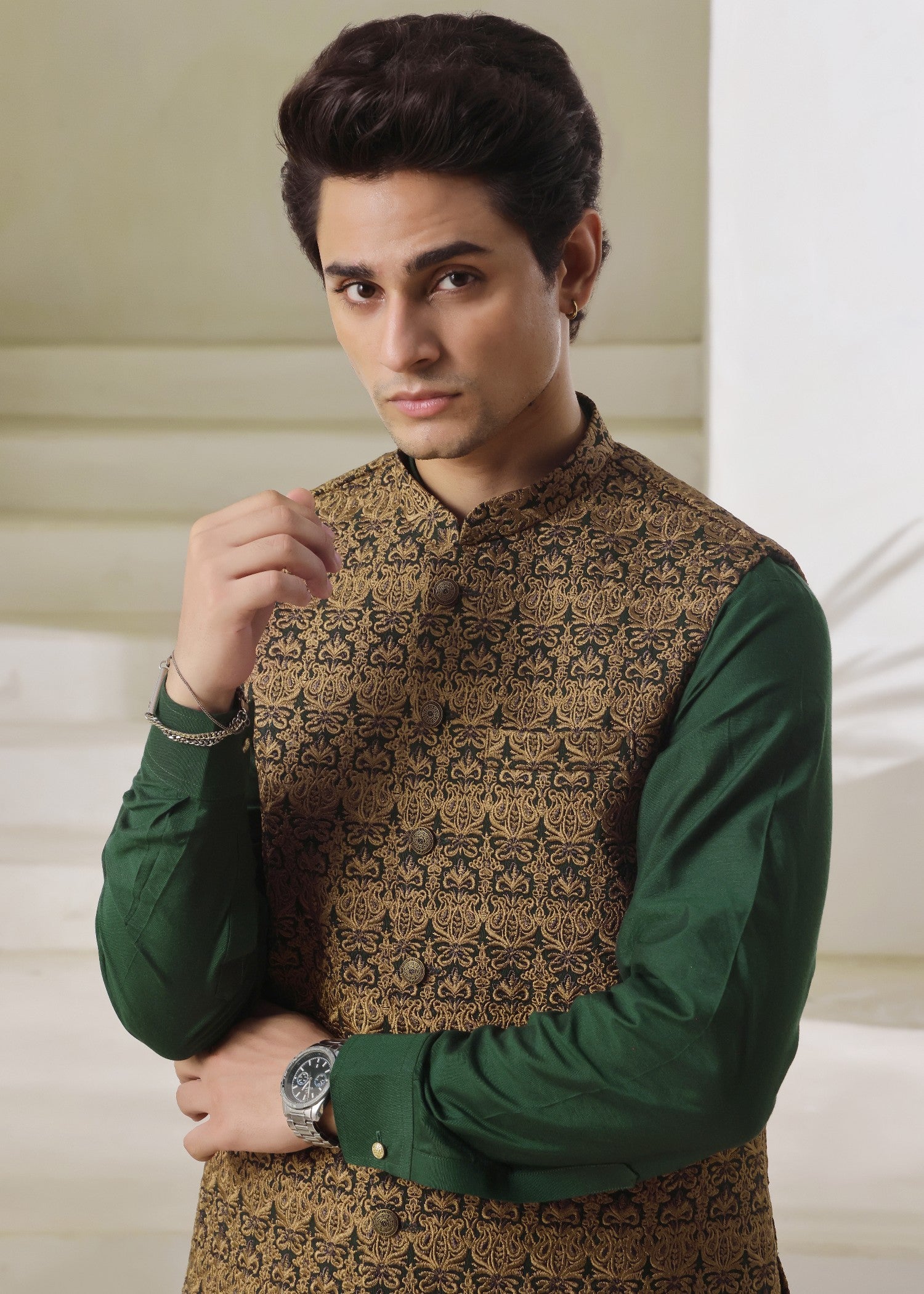 raw silk Waistcoat in Golden brown