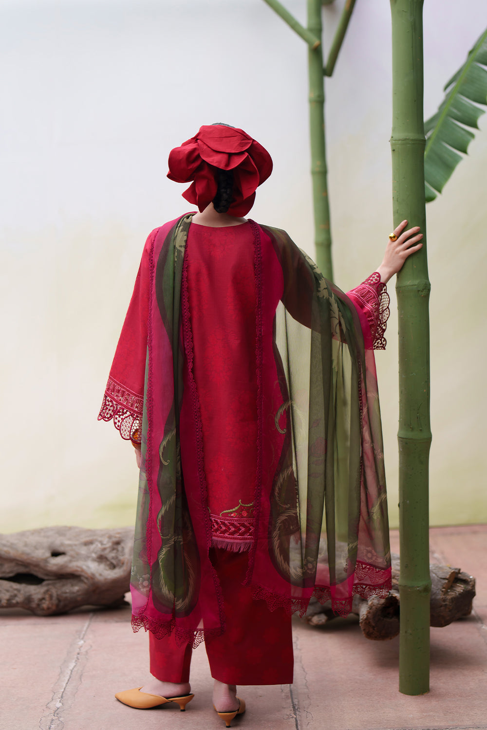 Laanem Luxury Lawn – NAYRA-A-SRL26-01