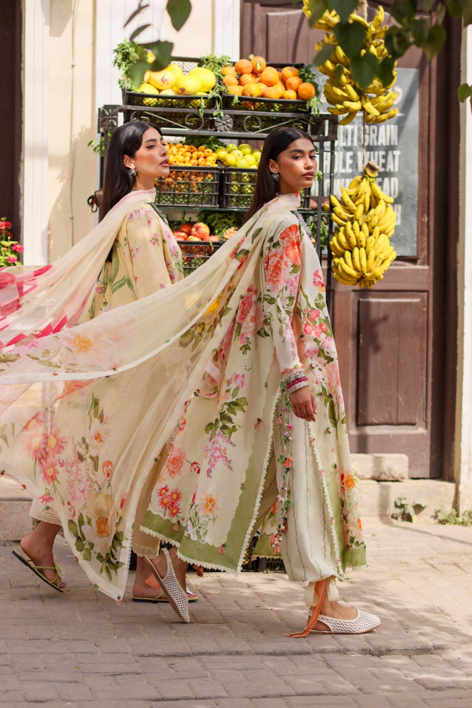 Festive Luxury Lawn – Dahlia (Z-06)
