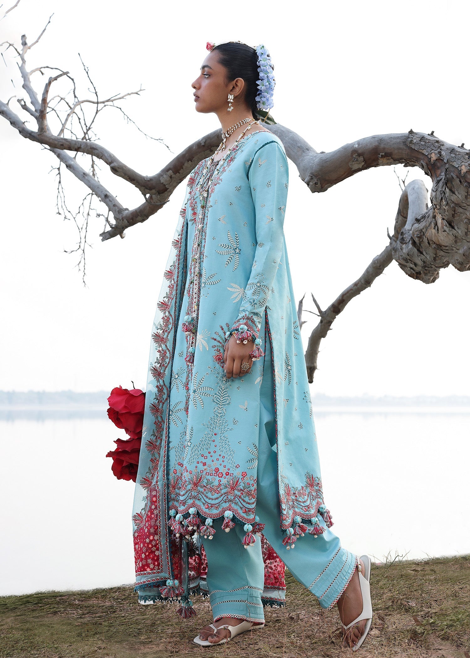 Luxury Lawn Eid Edit – Sepher