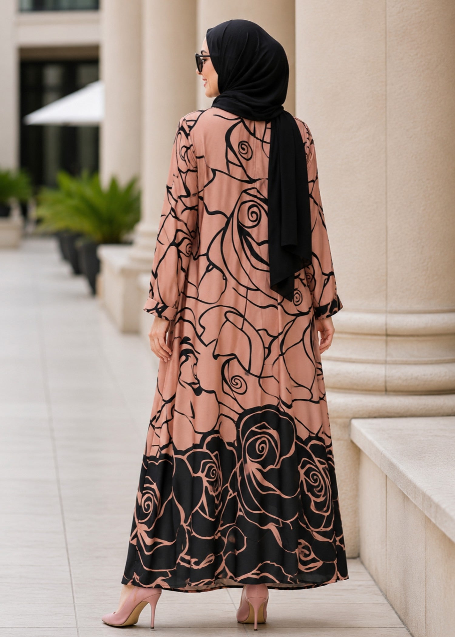 nidha Abaya in Black, melon pink