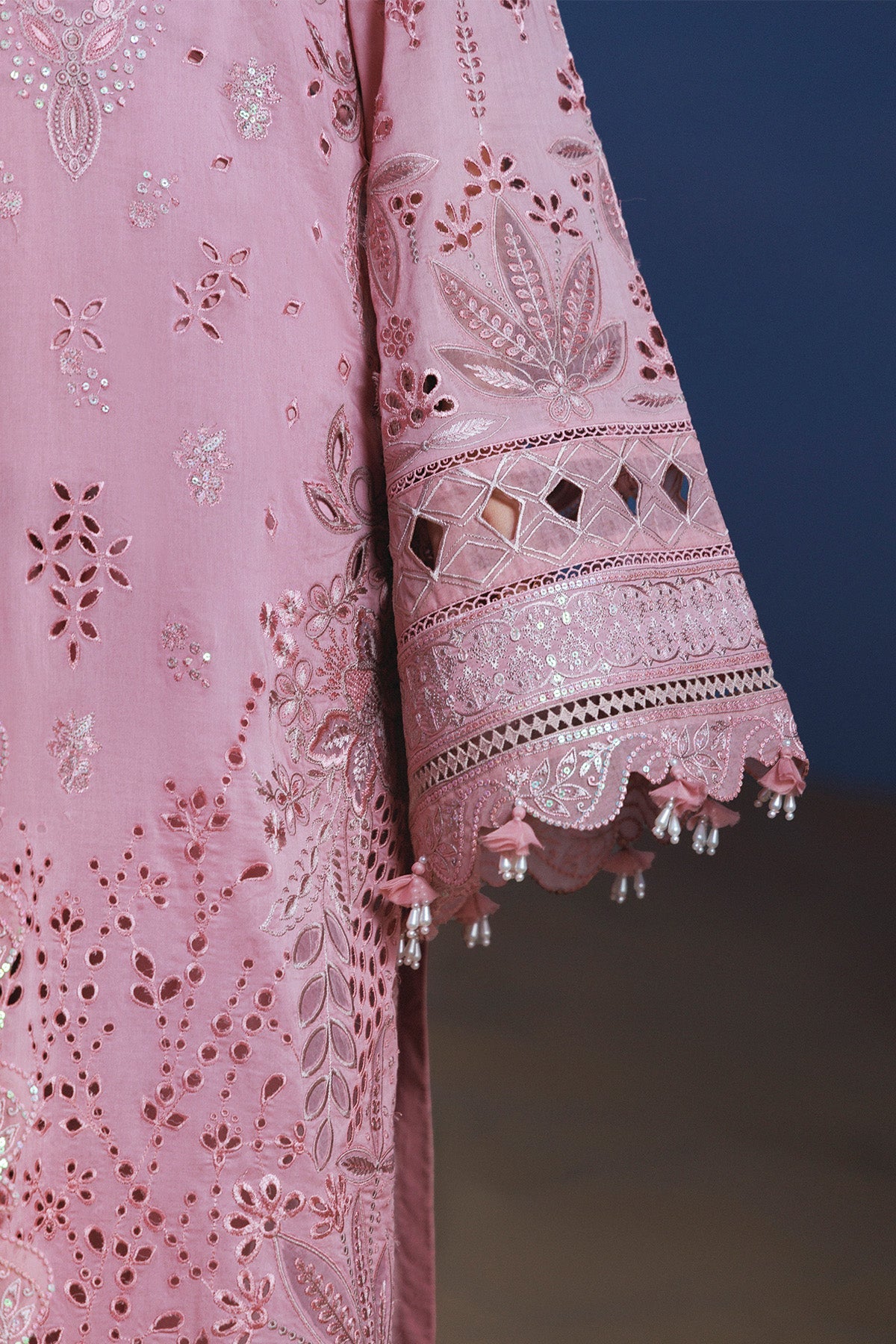 Aman Luxury Lawn – Seeran NE-232