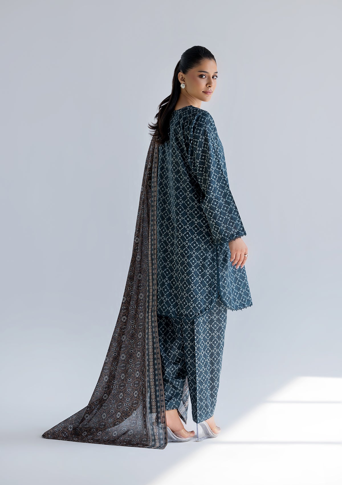 lawn Kurta Set in Dark grey