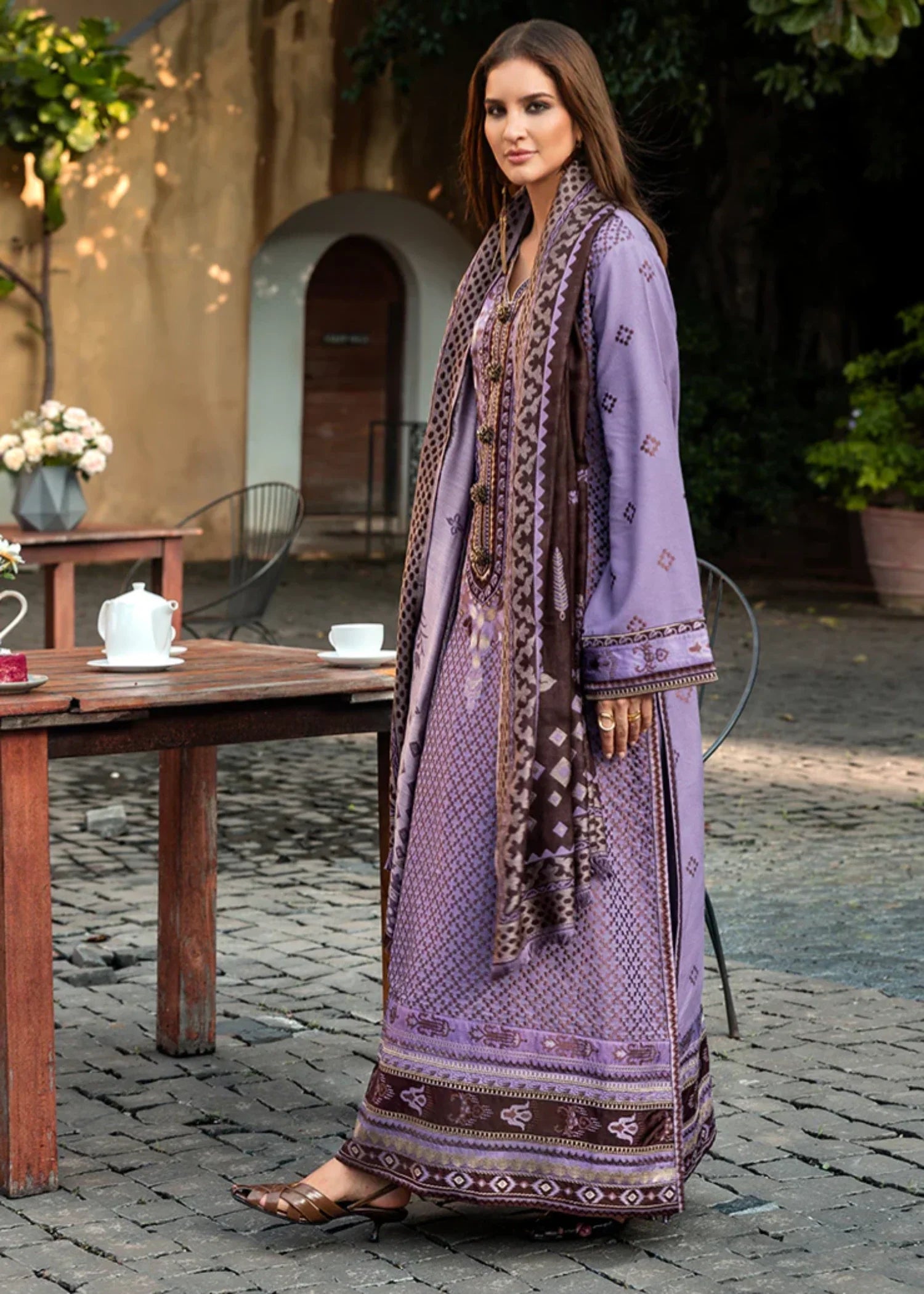 karandi Kurta Set in Purple heart