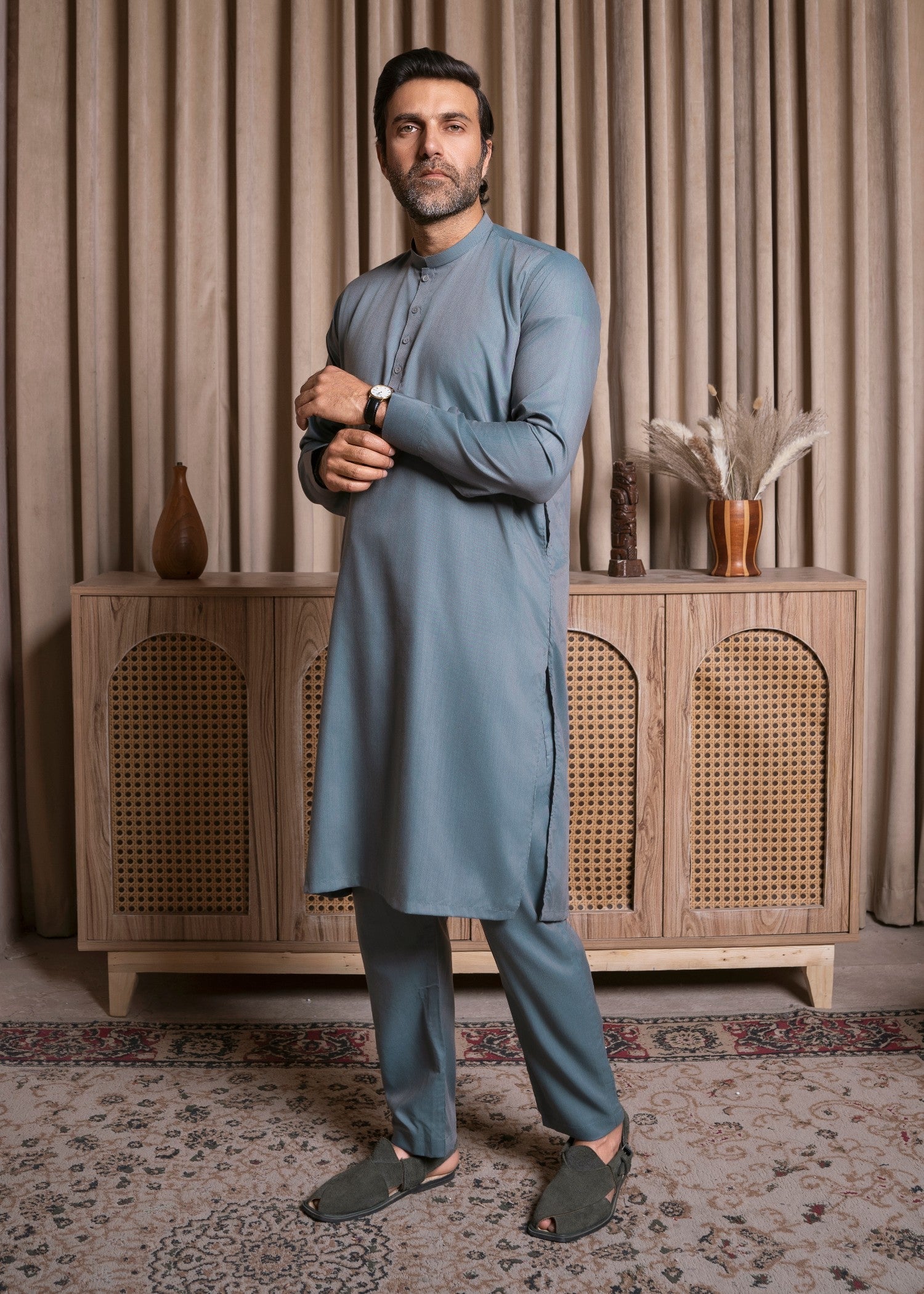 wash & wear Shalwar Kameez in Grey