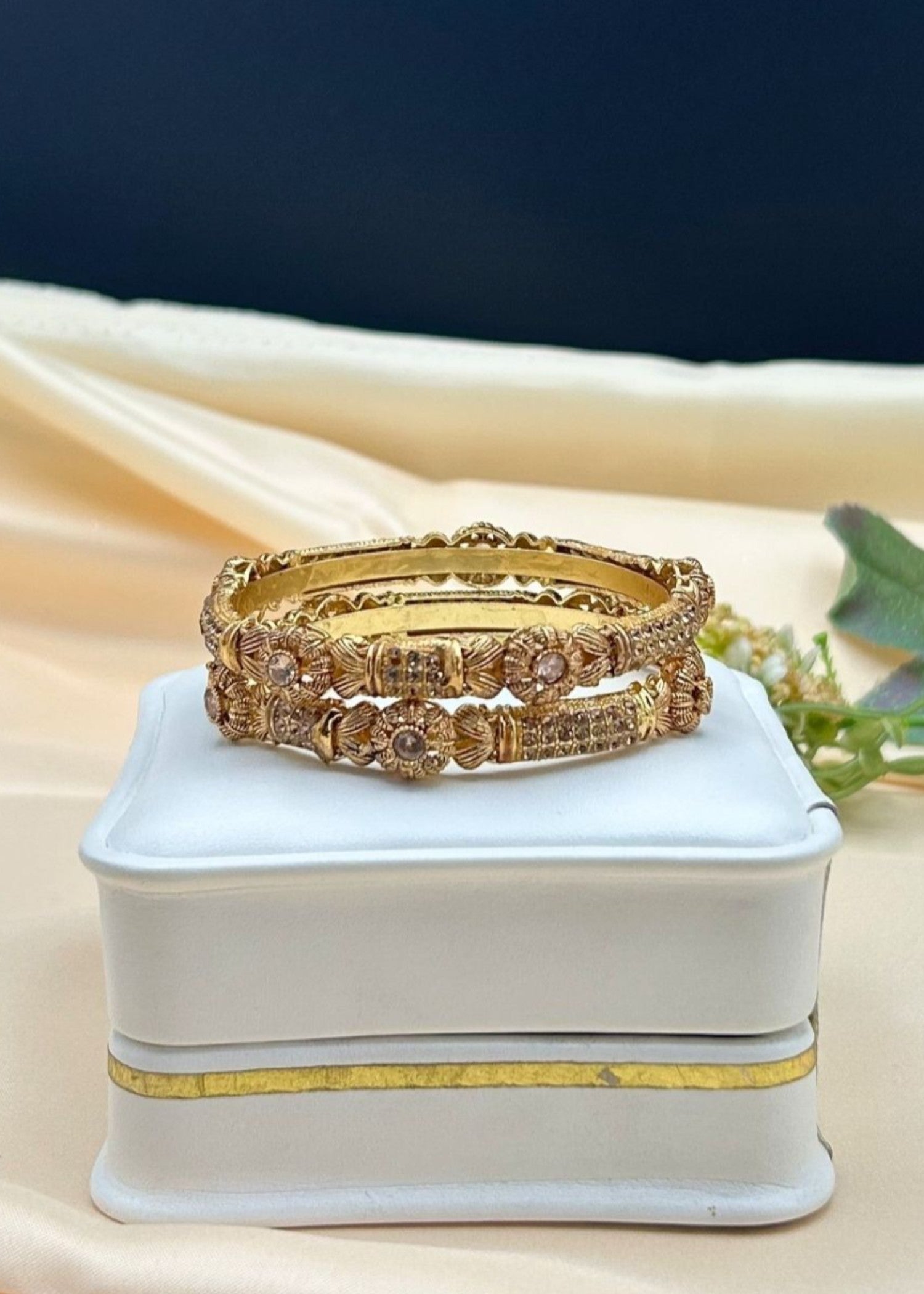 Bangles in Gold Color by - Trendy Women Bangles ALS9290