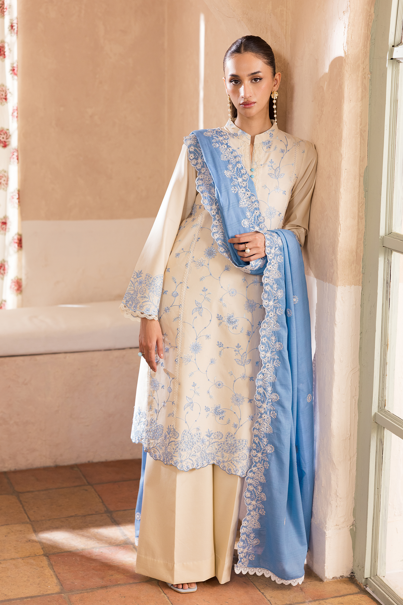 Nissa Chikankari Lawn – N-02