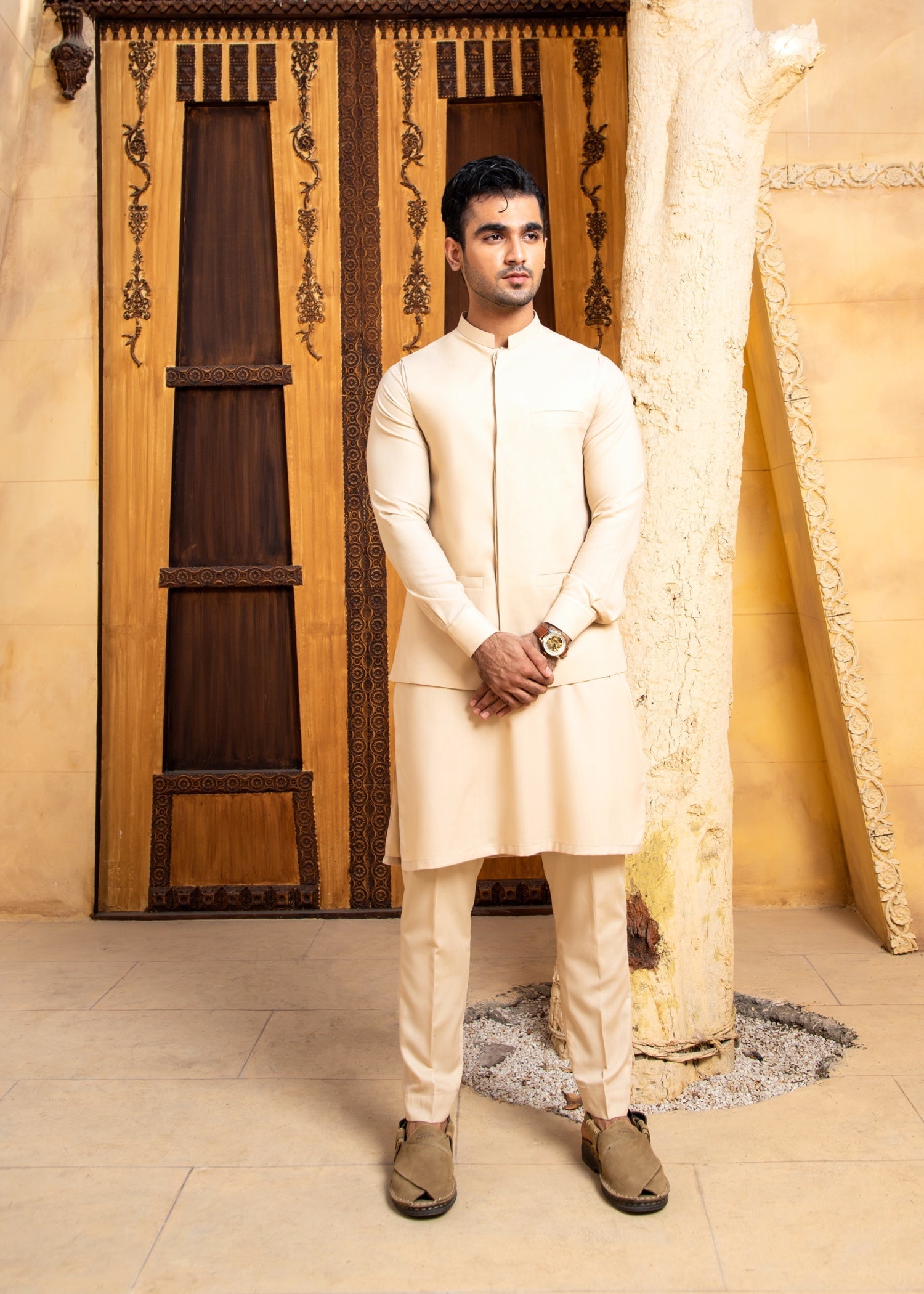 wash & wear Waistcoat in Beige