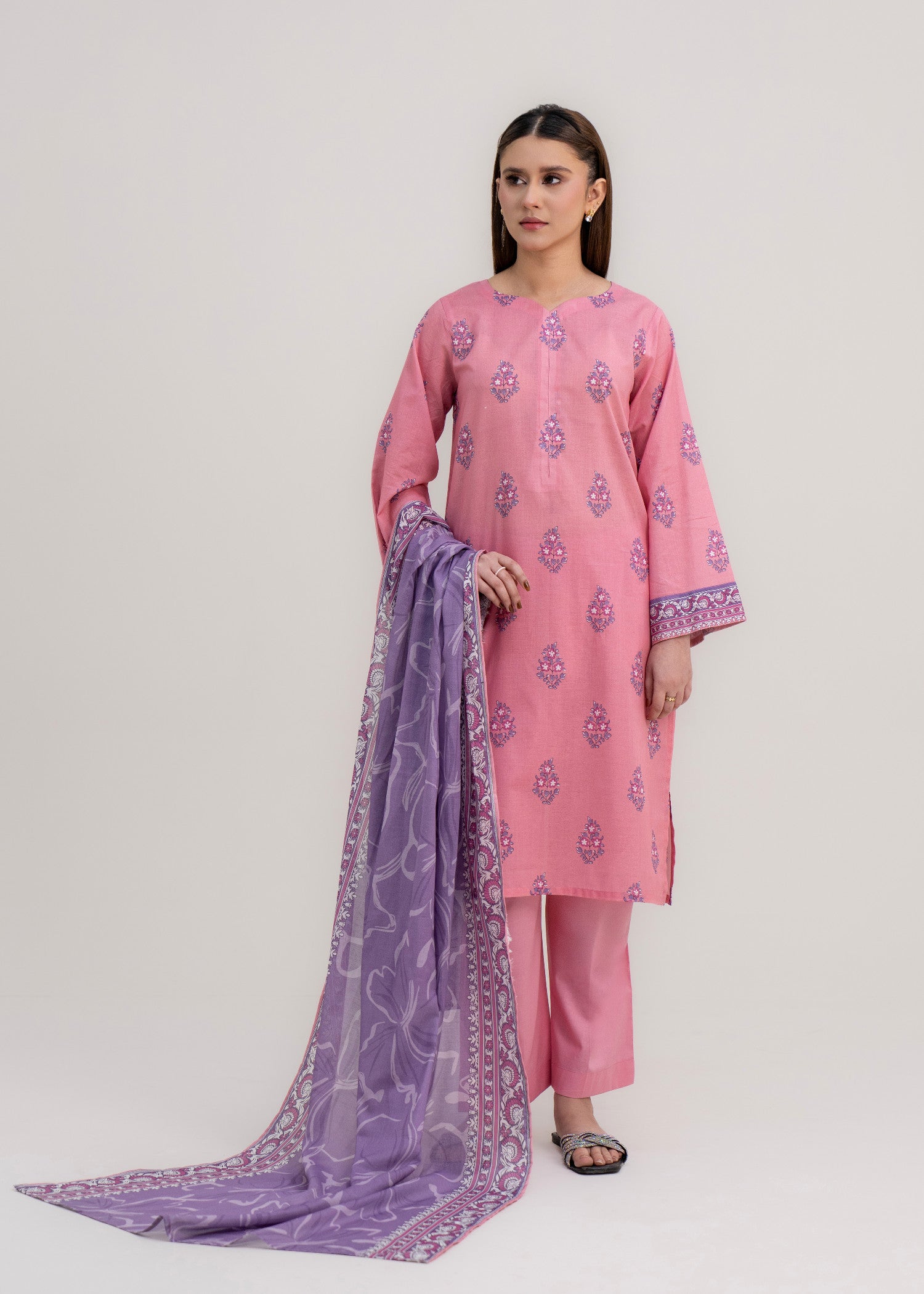 lawn Unstitched in Lilac, salmon pink