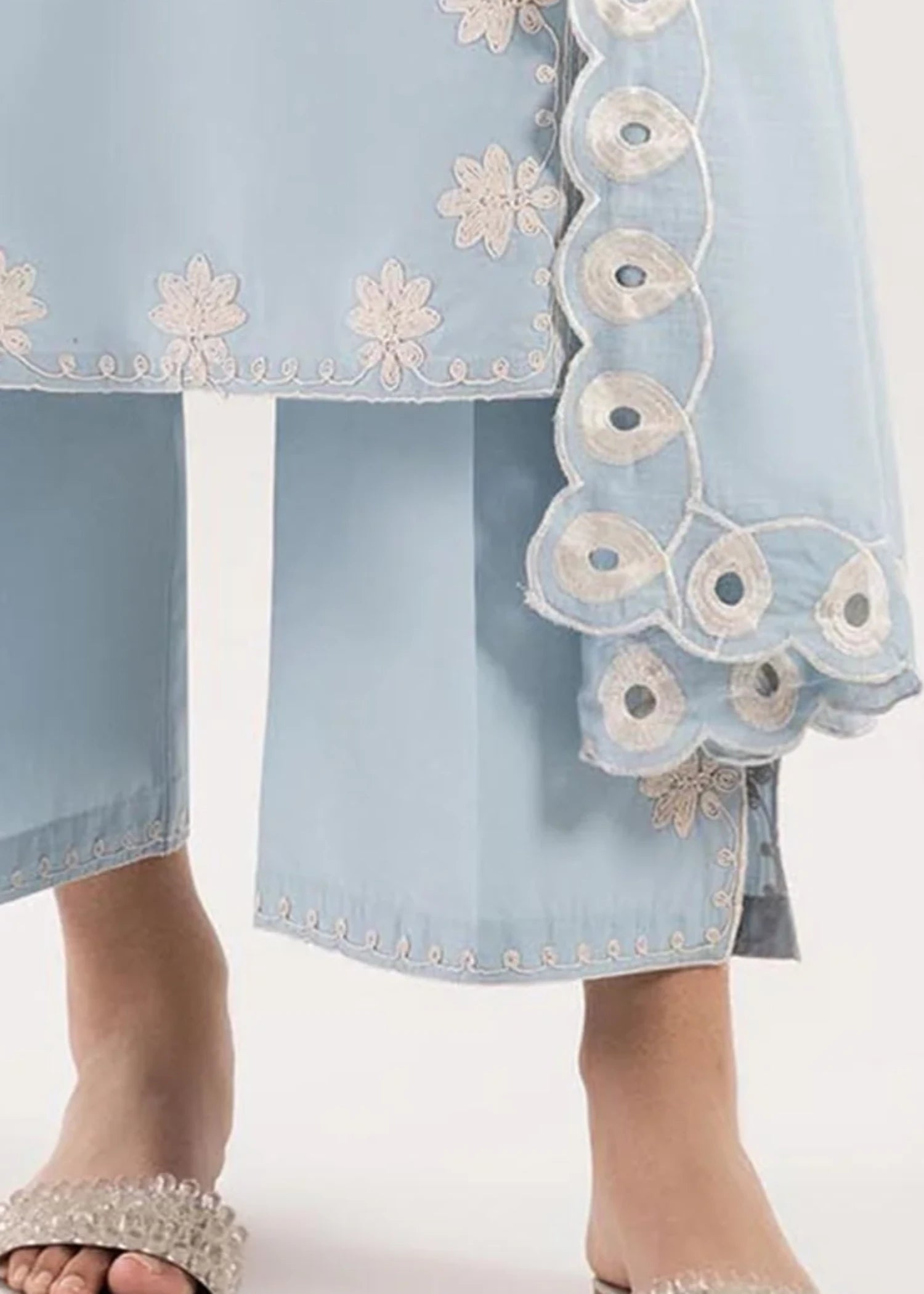 lawn Trousers in Light blue
