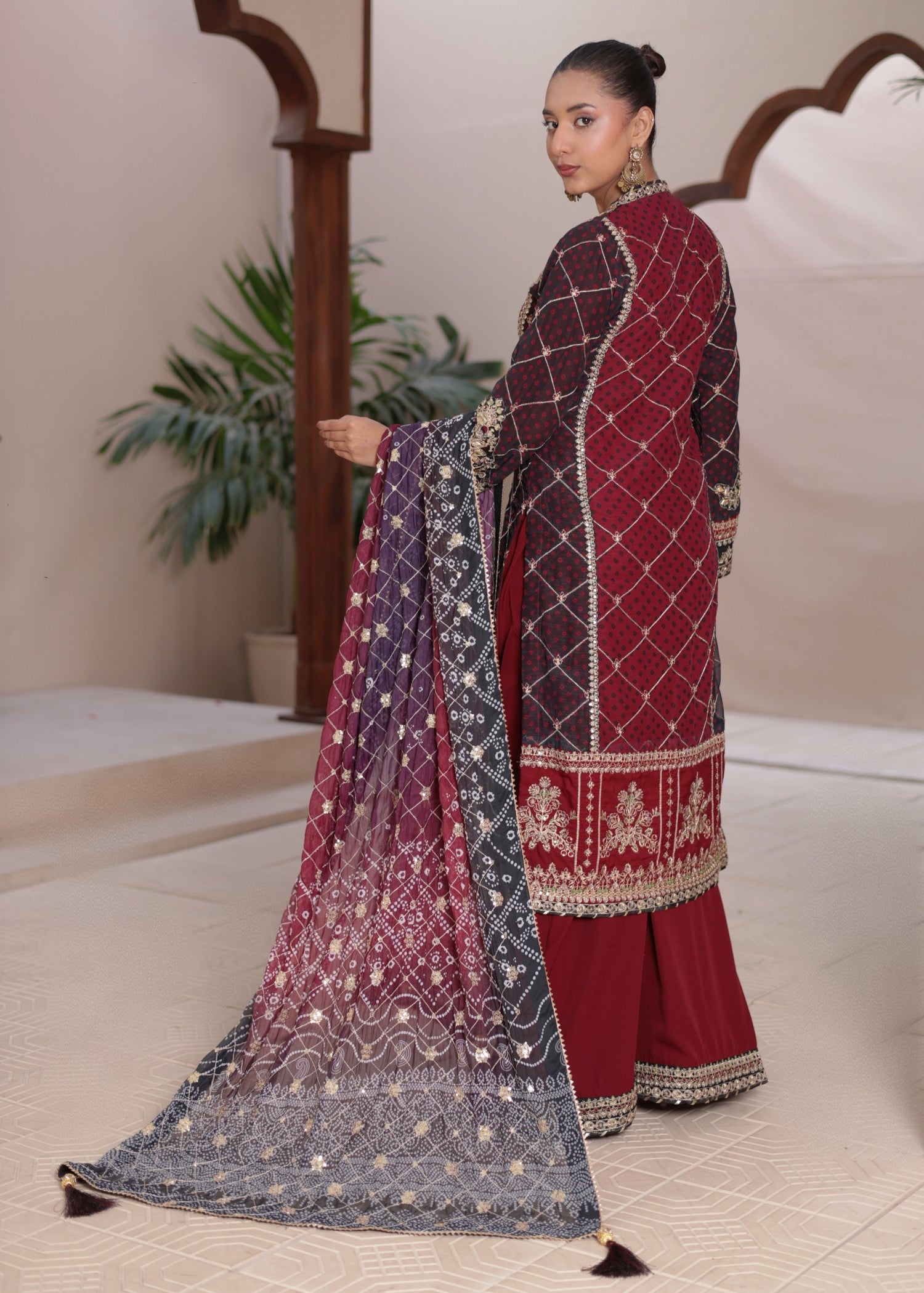 bemberg crinkle chiffon Kurta Set in Maroon