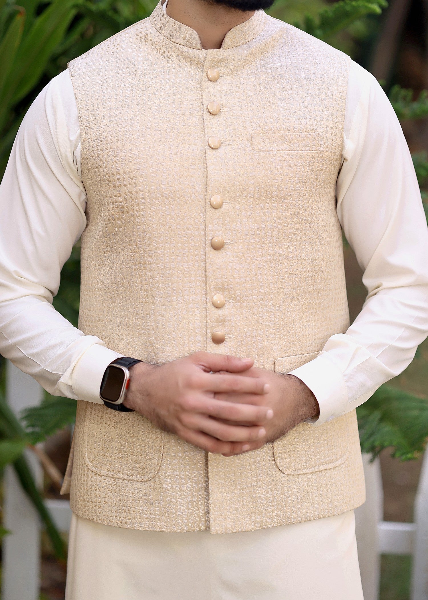 suiting Waistcoat in Gold