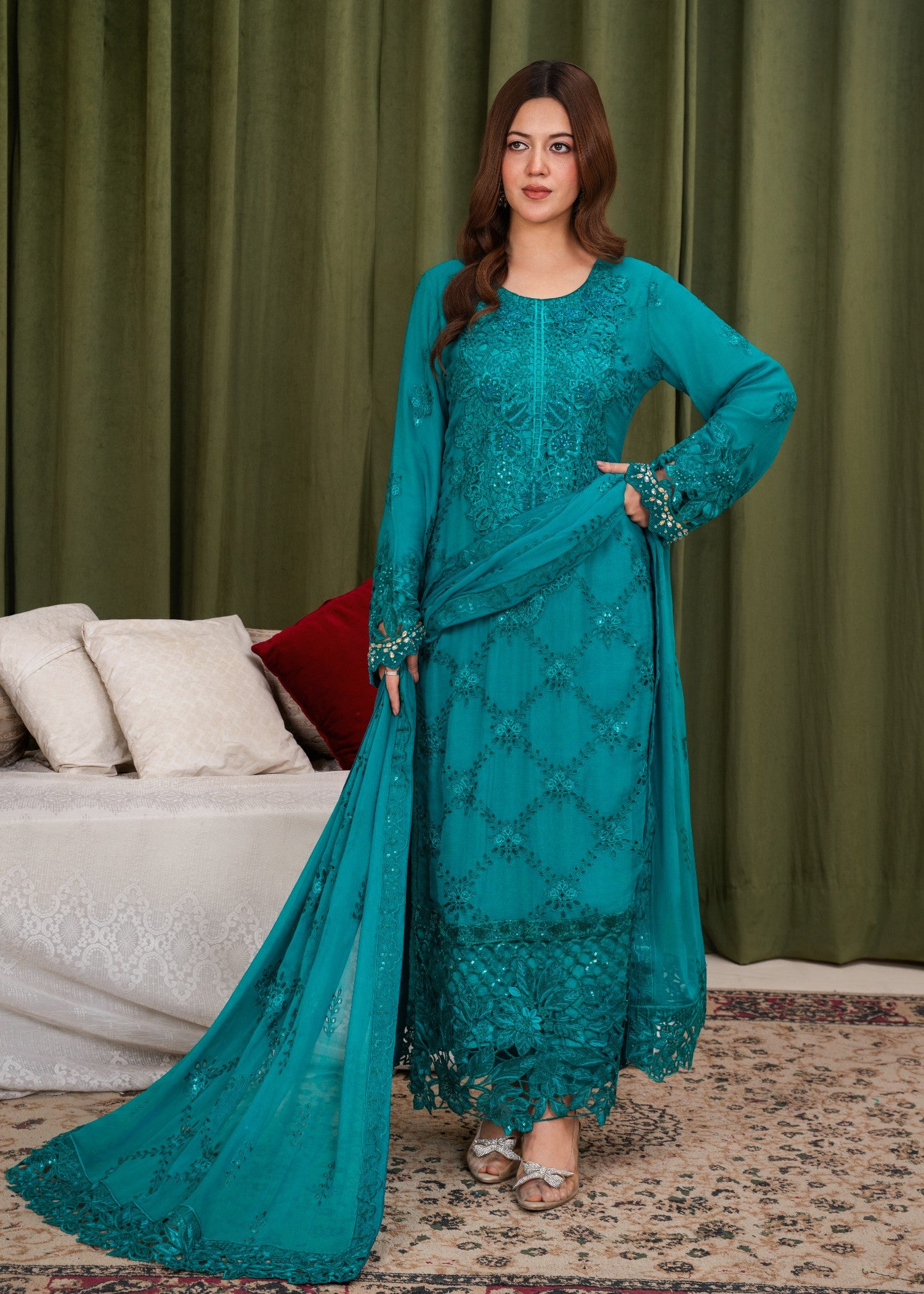 crinkle chiffon Kurta Set in Jungle green