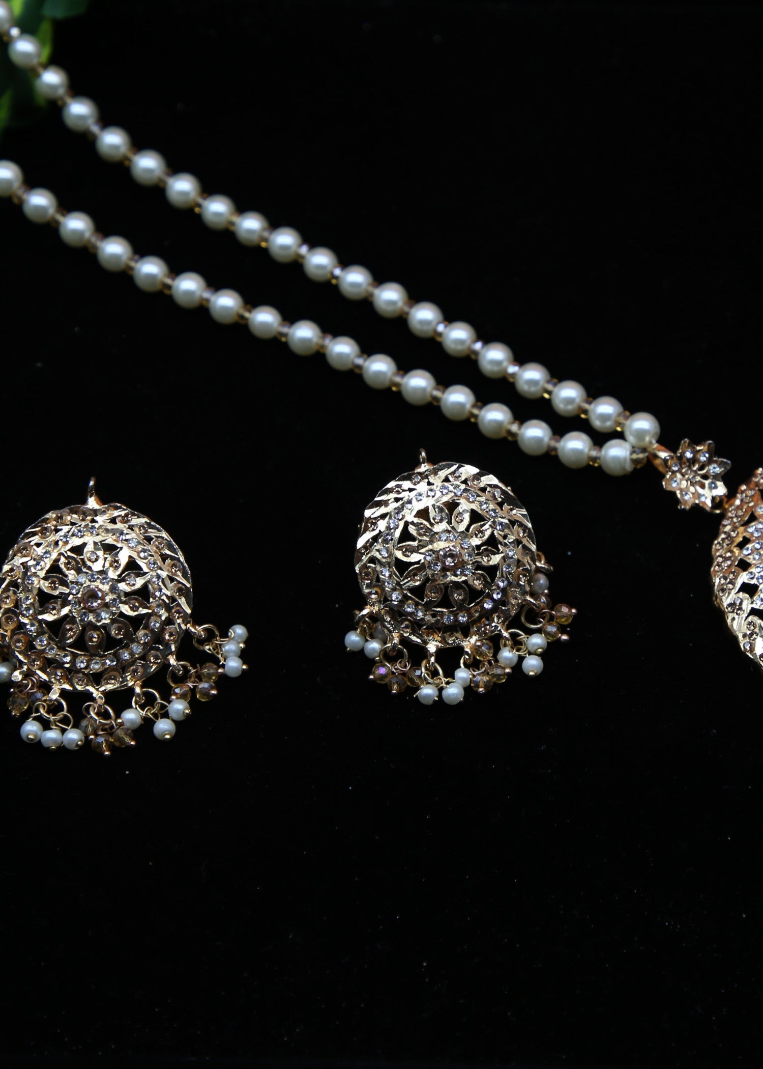 Jewelry Set in Gold Color by - Trendy Women Jewelry Set XAW7853