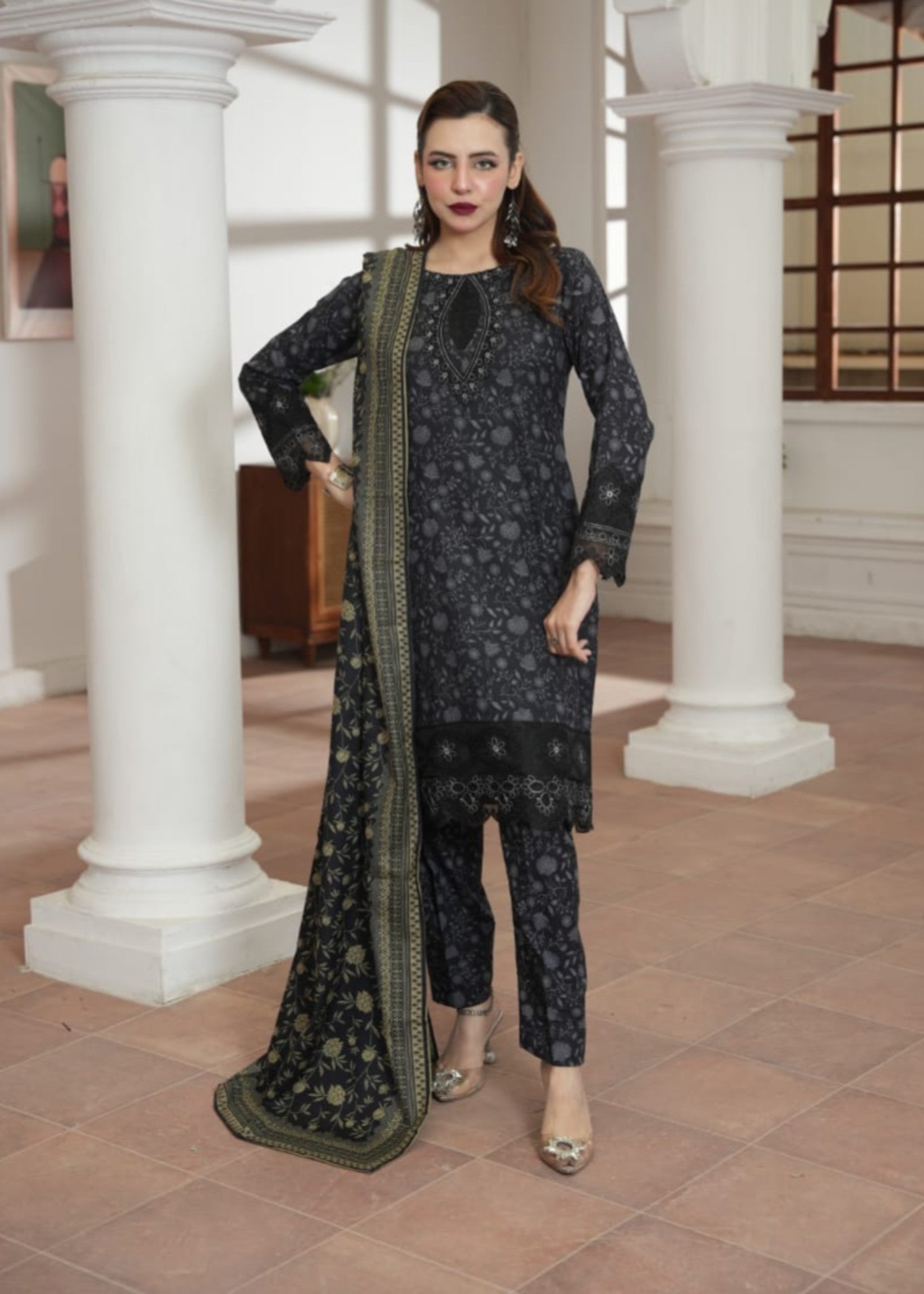 dhanak Kurta Set in Grey