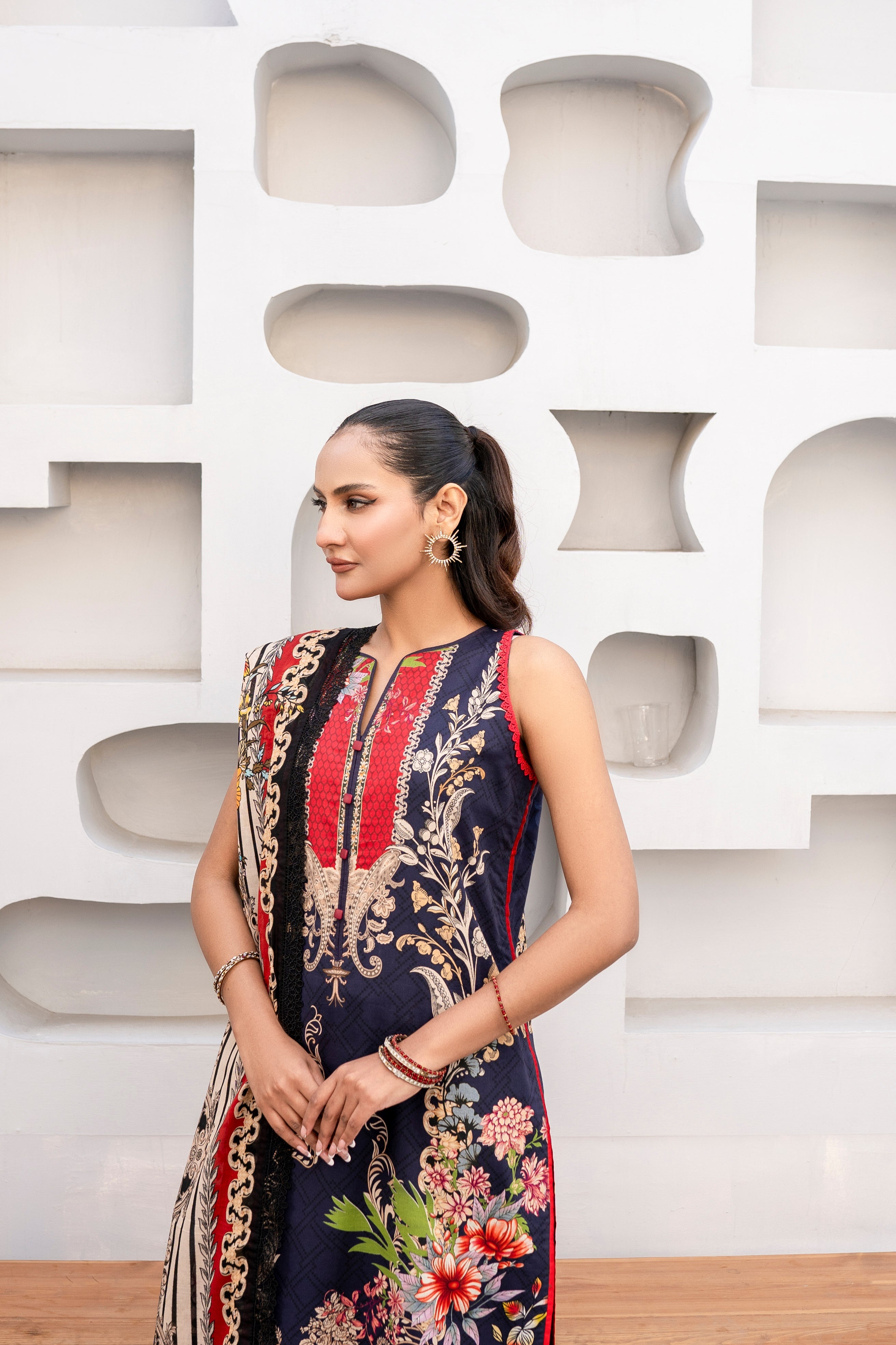 Summer Printed Lawn – D119