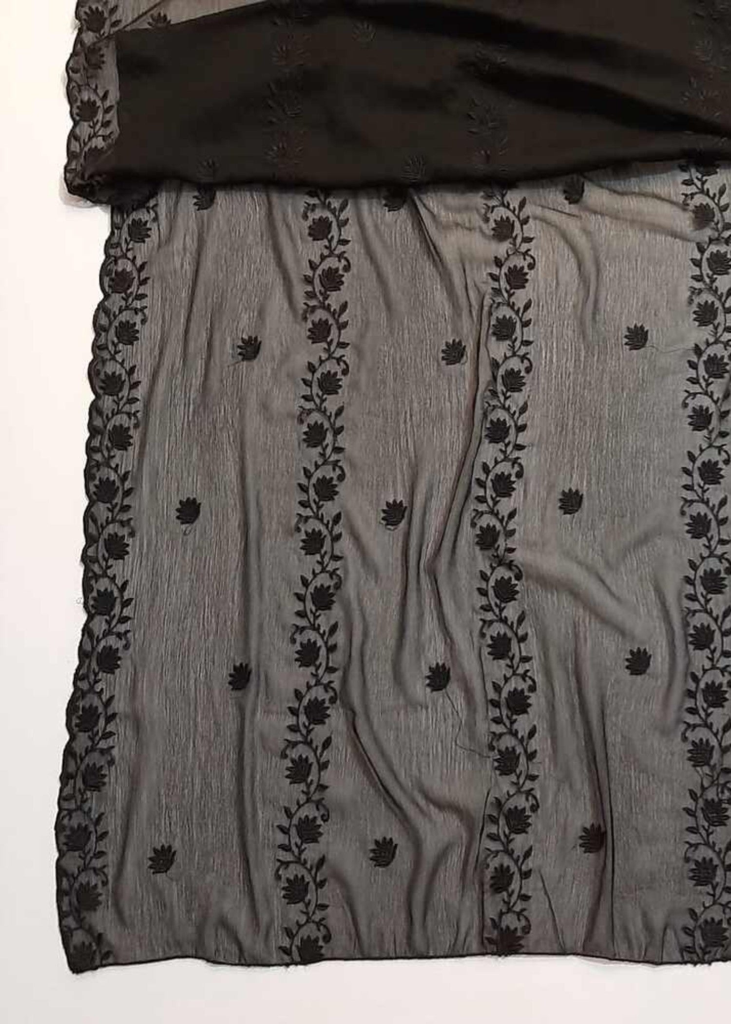 Dupatta in Black Color by - Trendy Women Dupatta LEB6103