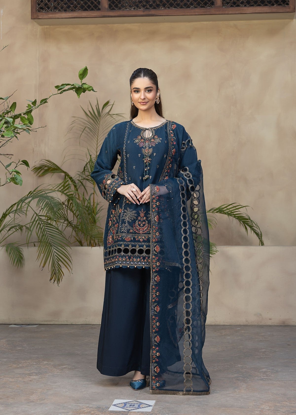 poly organza Kurta Set in Navy blue