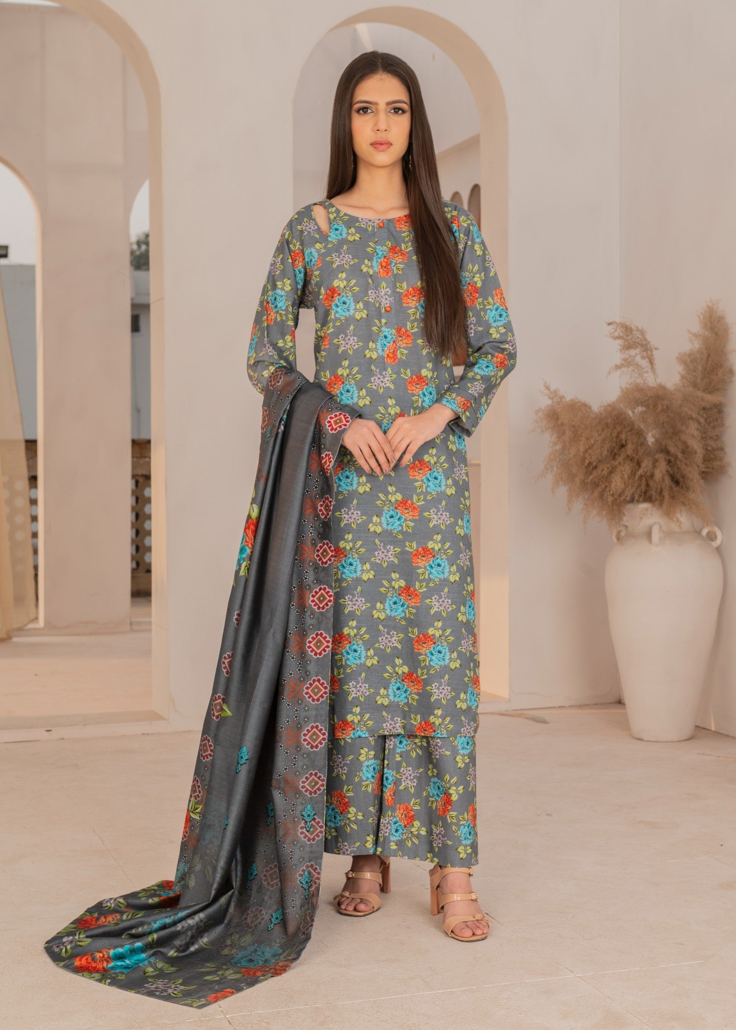 khaddar Kurta Set in Slate grey