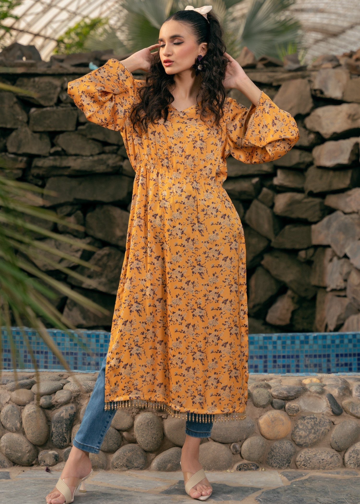 charmuse/shamooz Kaftan in Mustard