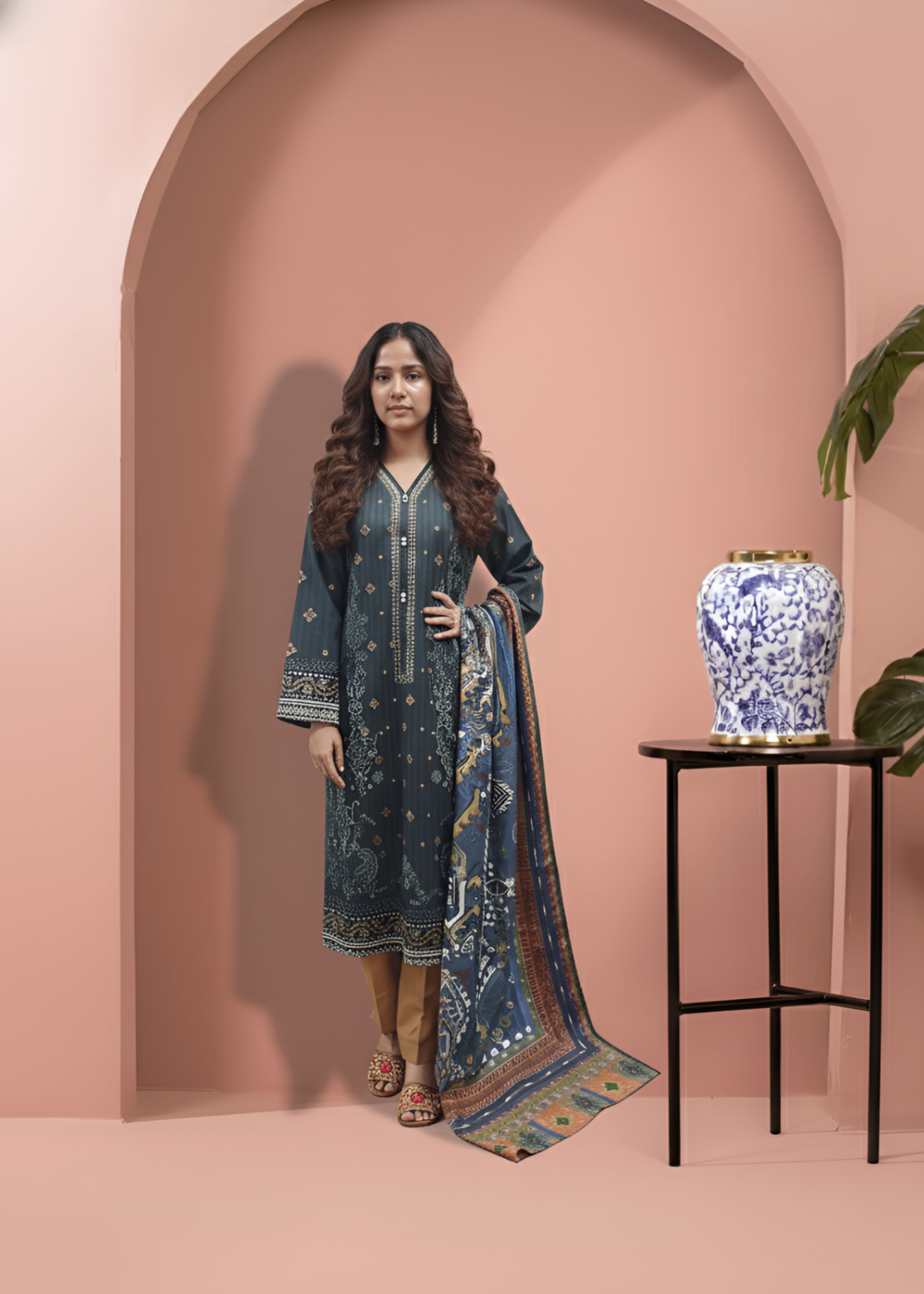 khaddar Kurta Set in Slate black