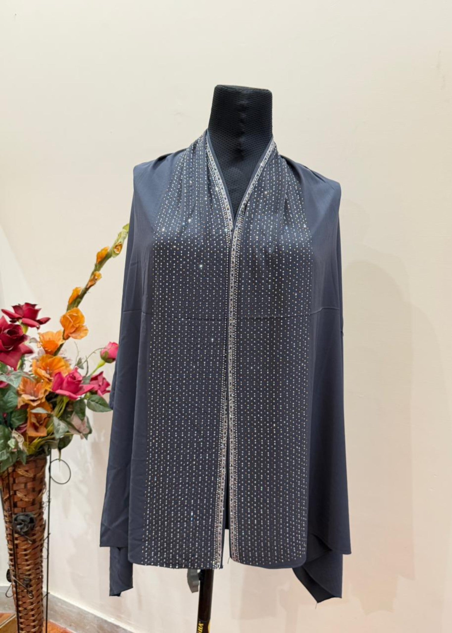 nidha Hijab in Steal grey