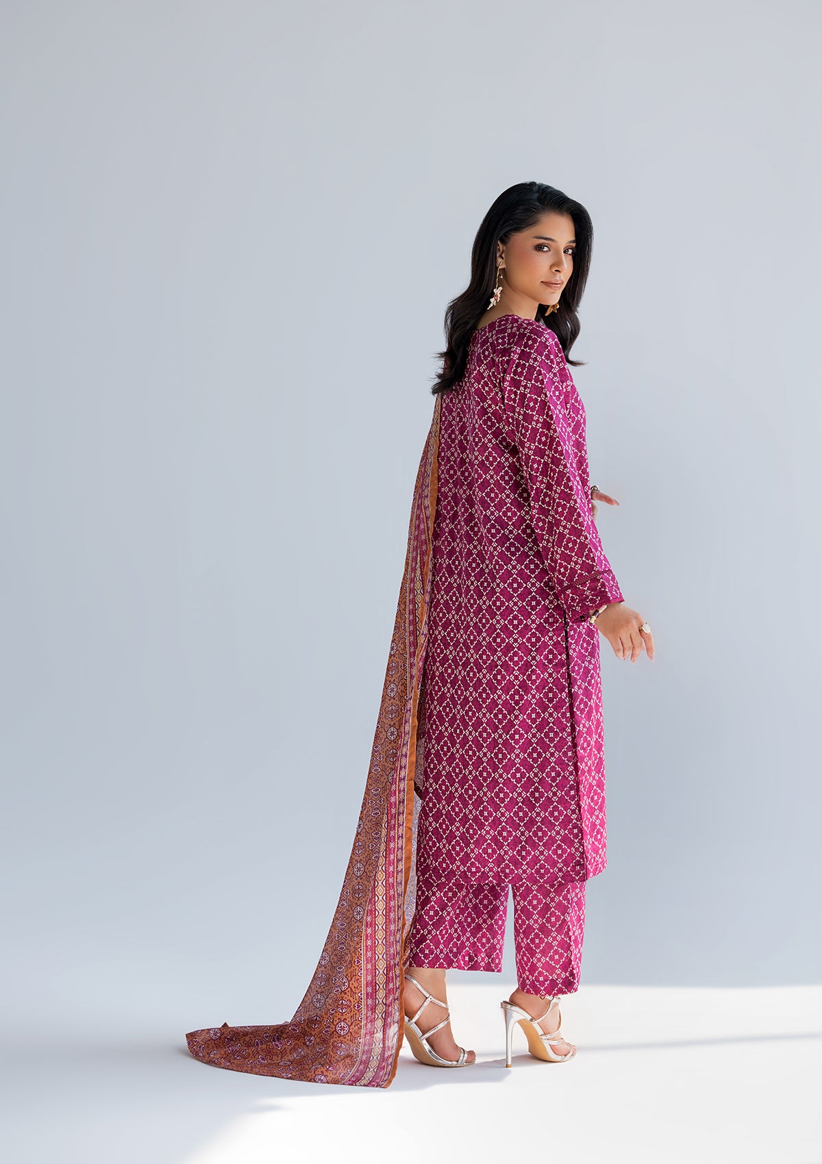 lawn Kurta Set in Amaranth