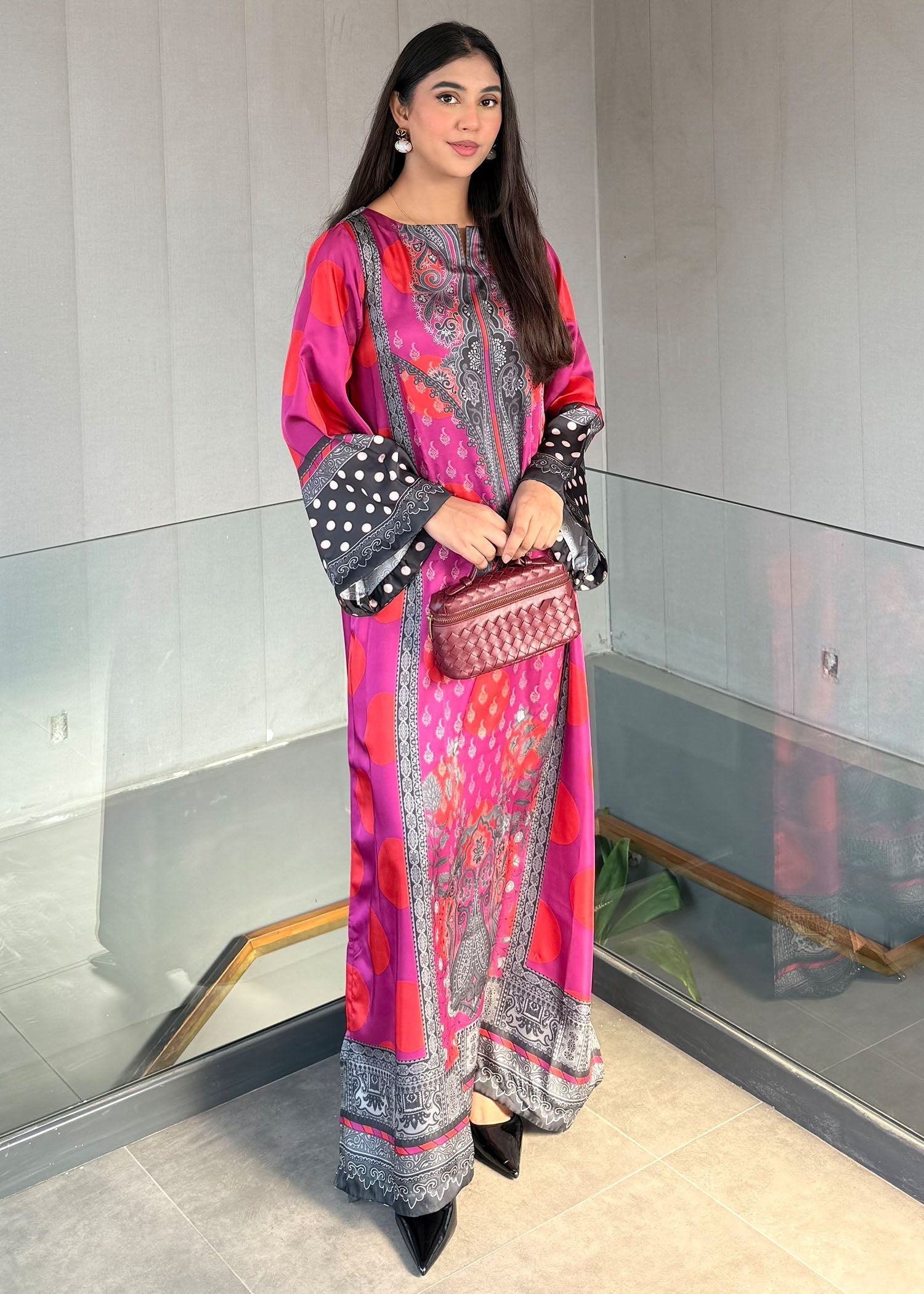 satin silk Kaftan in Hot pink