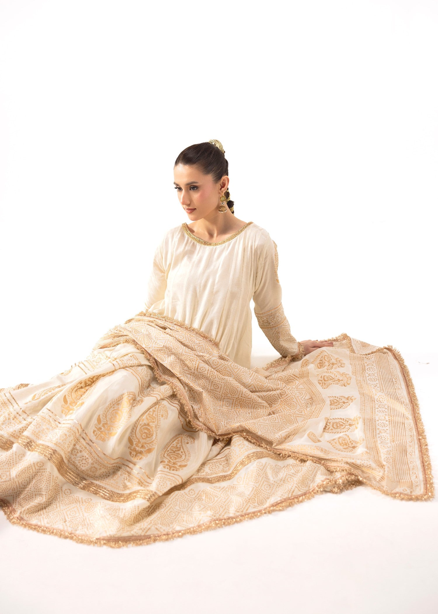 cotton silk Pishwas in Ivory