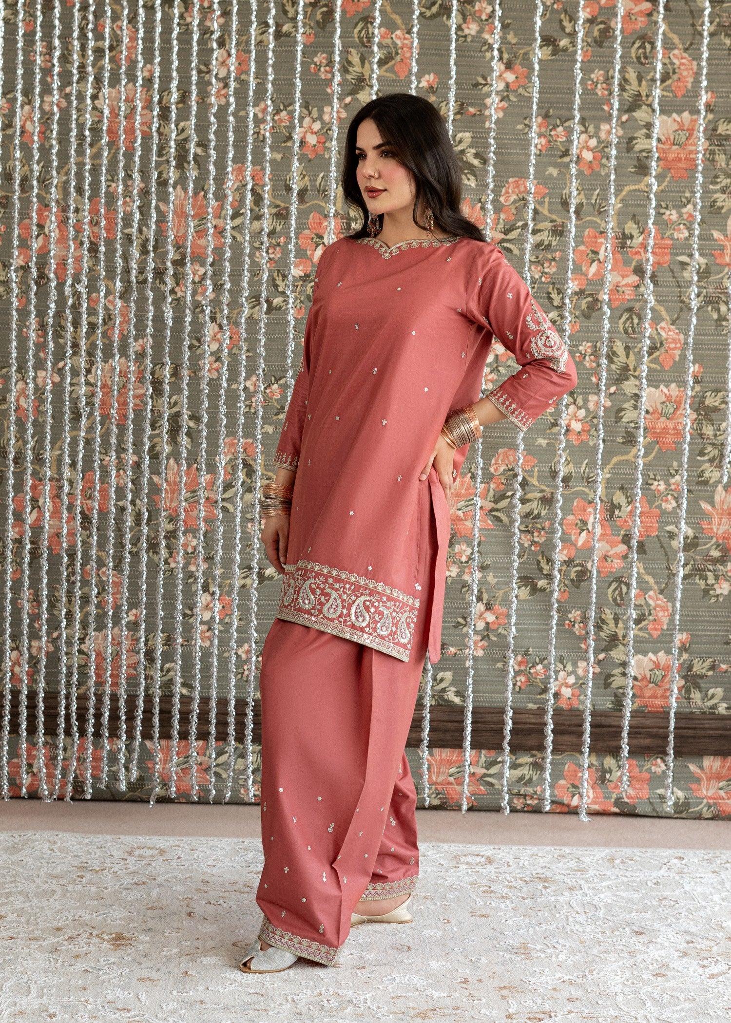 lawn Kurta Set in Light pink, taffy pink