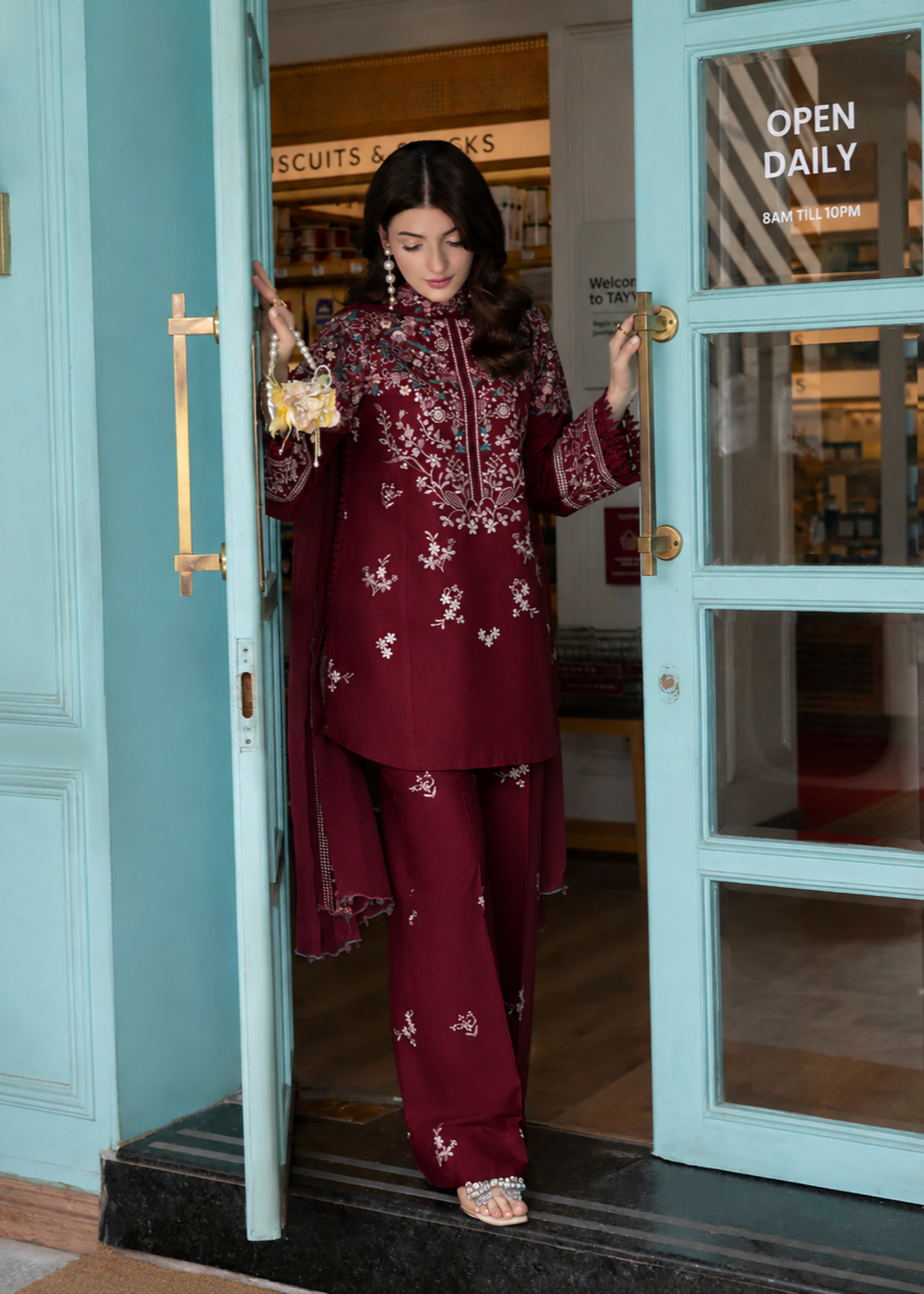 lawn Kurta Set in Blood red