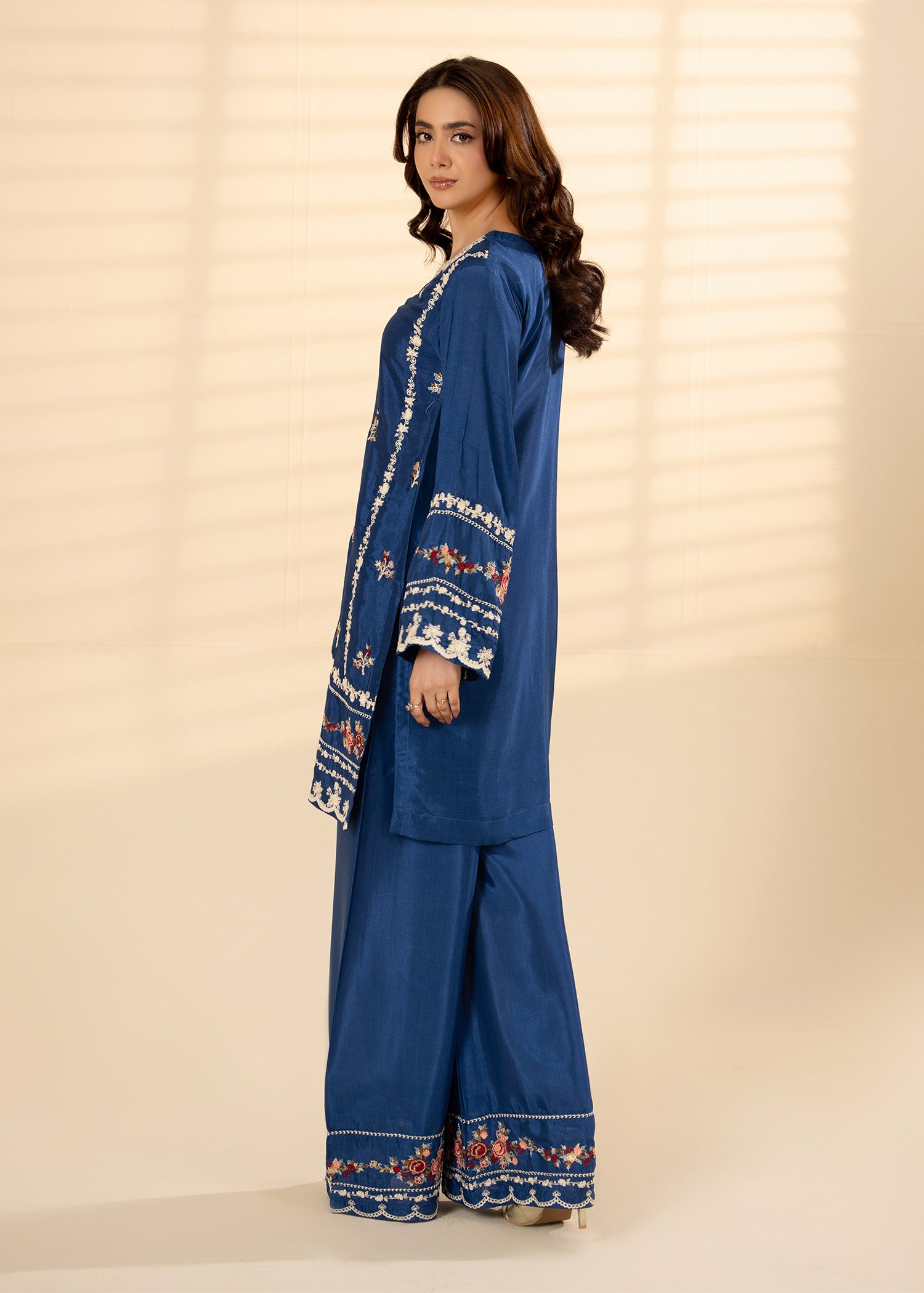viscose raw silk Kurta Set in Royal blue