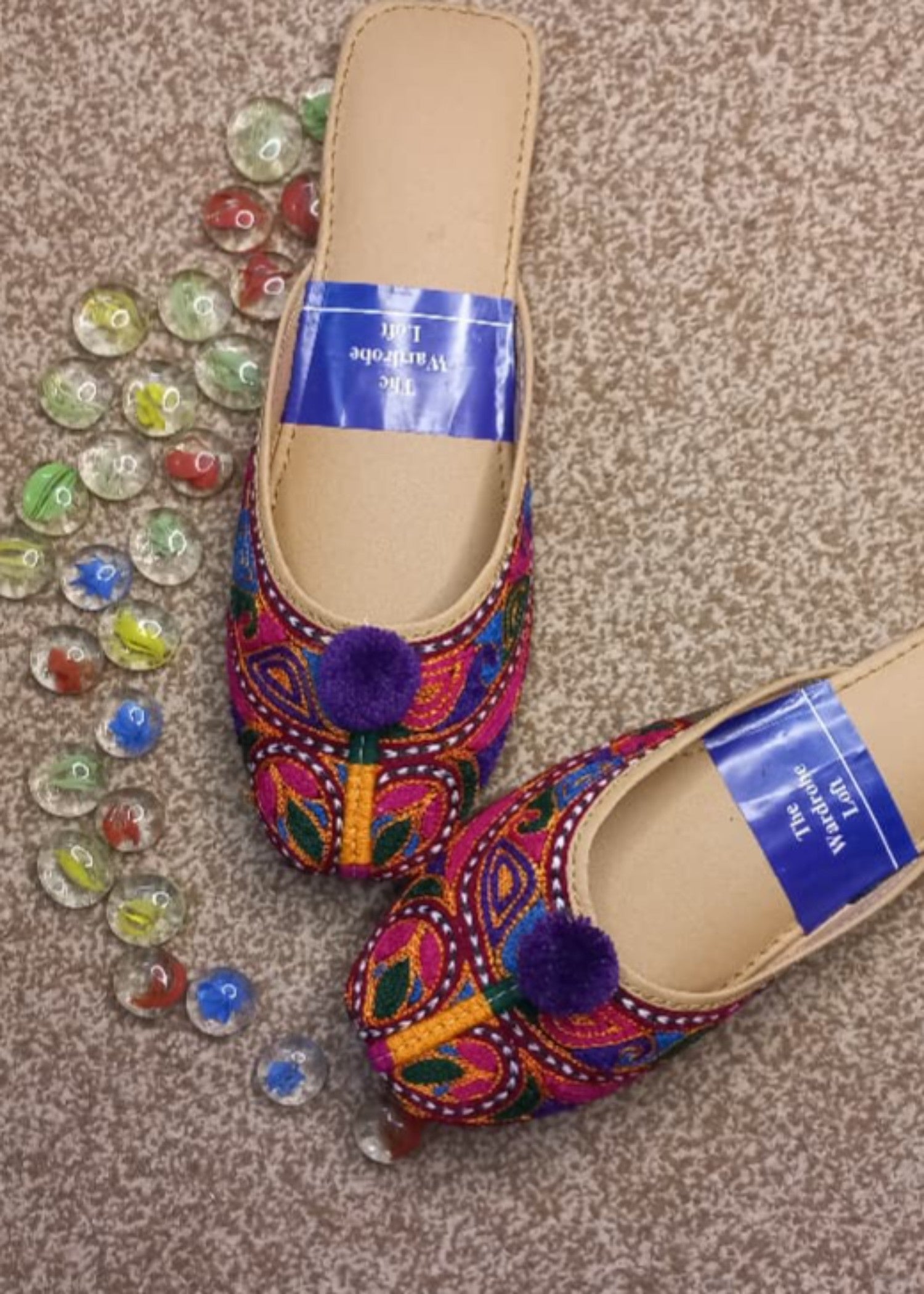 Khussa in Multi by - High Quality Women Khussa OYE0924