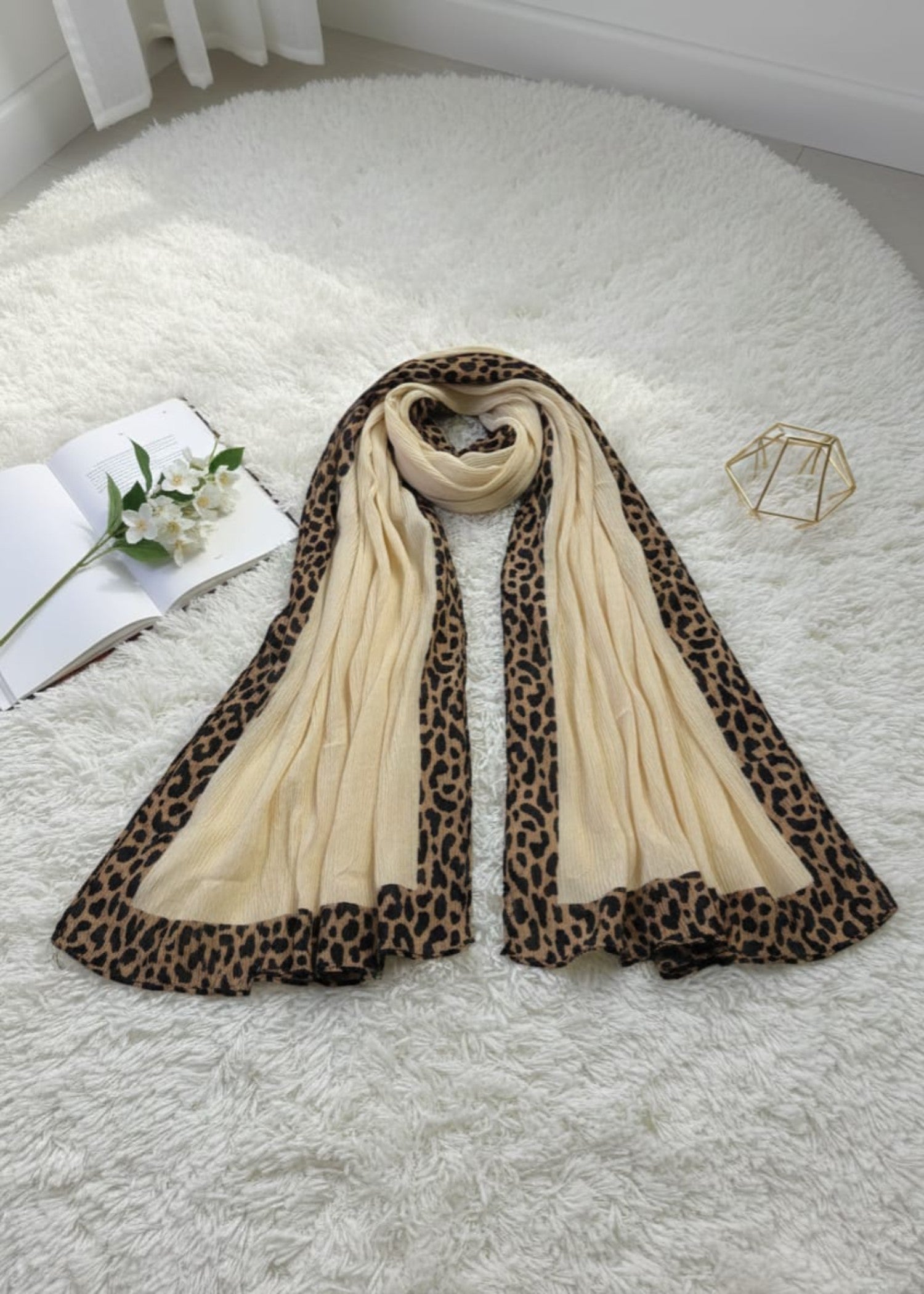 ribbed lawn Hijab in Cream