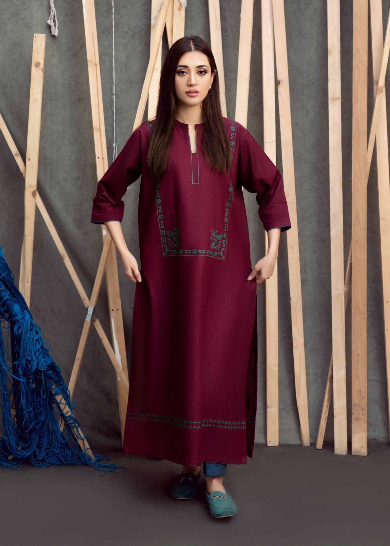 slub khaddar Kurta Set in Teal, maroon