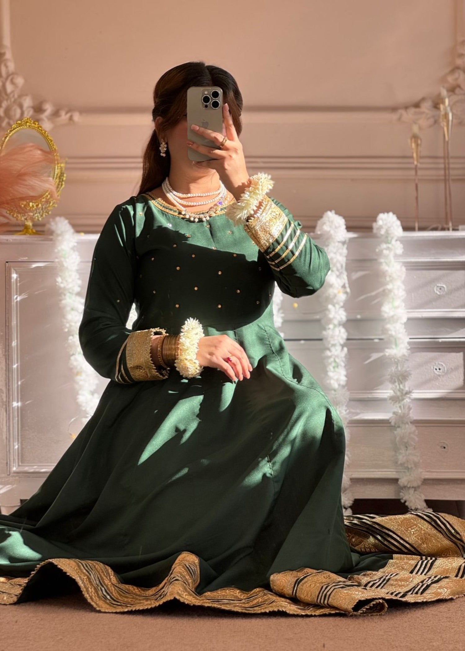 kattan silk Maxi in Bottle green