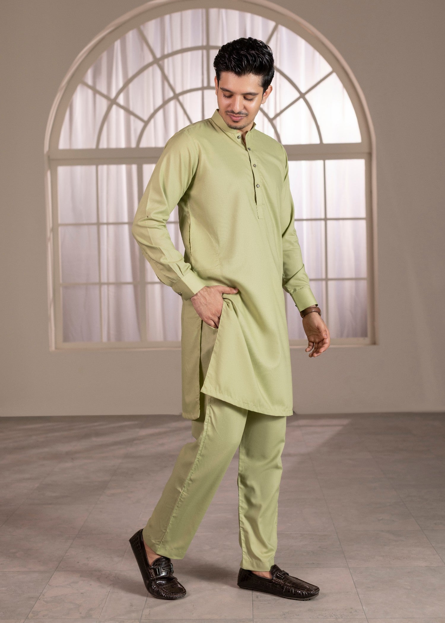 wash & wear Kurta Set in Tea green