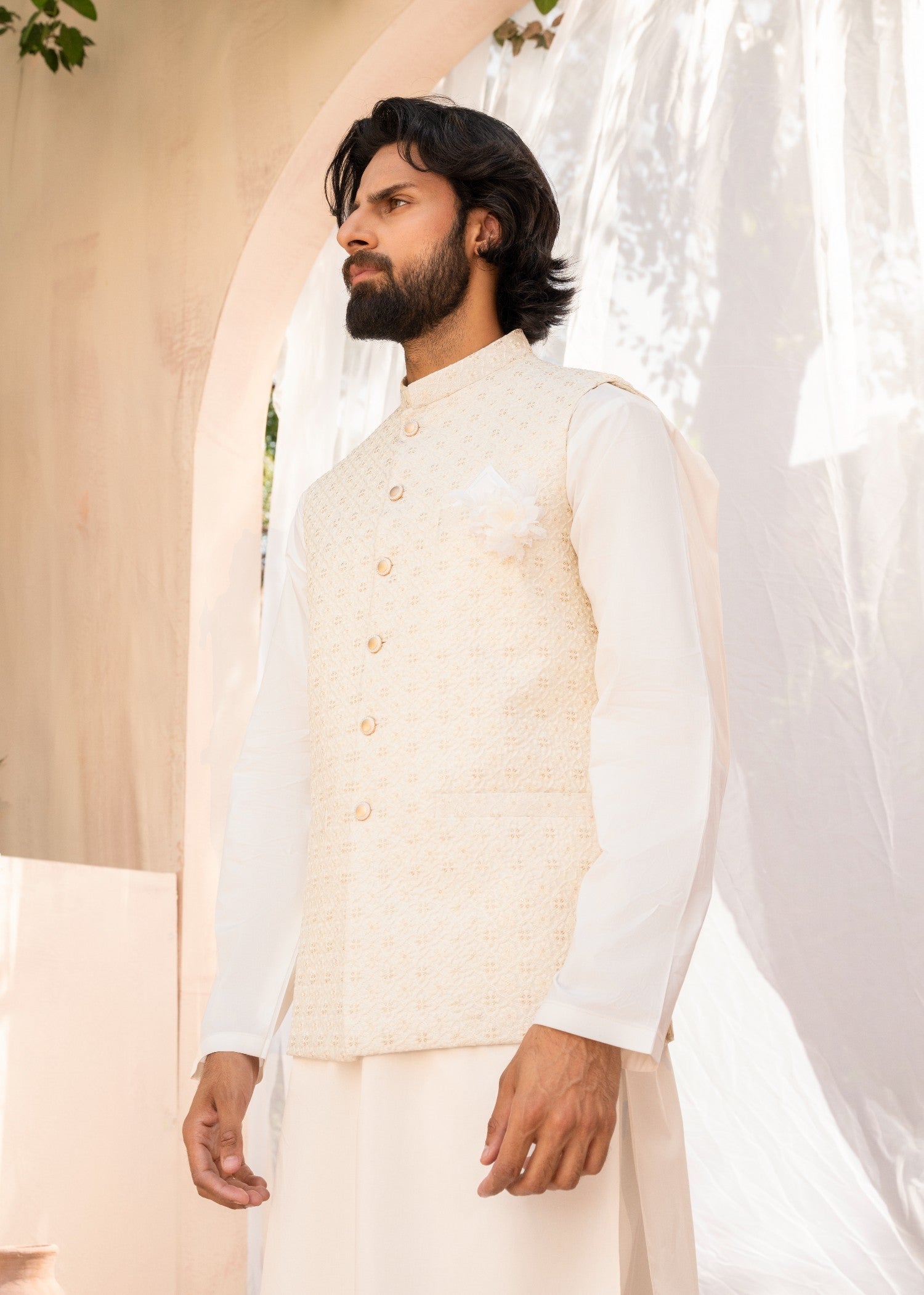 raw silk Waistcoat in Cream